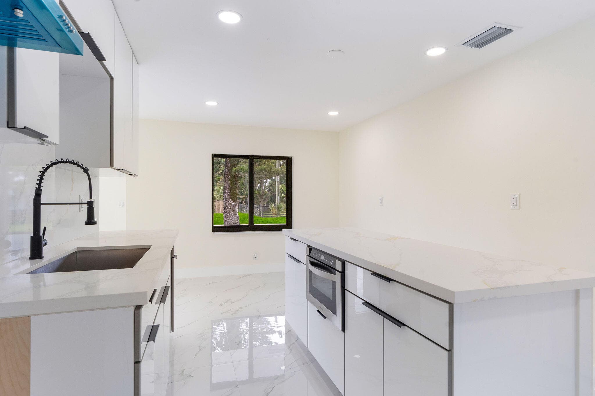 3185 Riddle Road, West Palm Beach, FL 33406 — photo 14 of 33