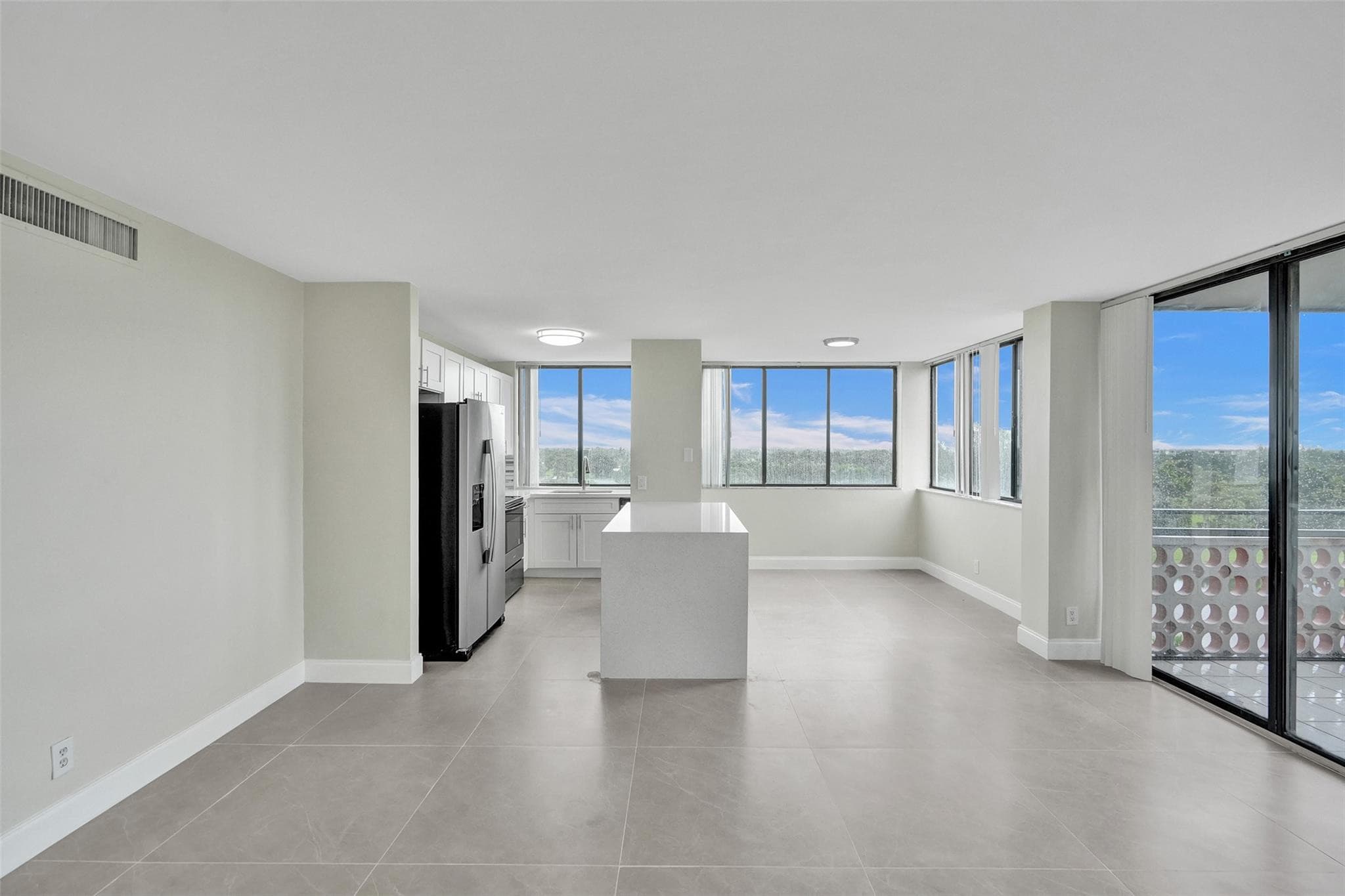4222 Inverrary Boulevard 4810, Lauderhill, FL 33319 — photo 18 of 64