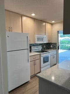 3558 Wildwood Forest Court A, West Palm Beach, FL 33403 — photo 3 of 11
