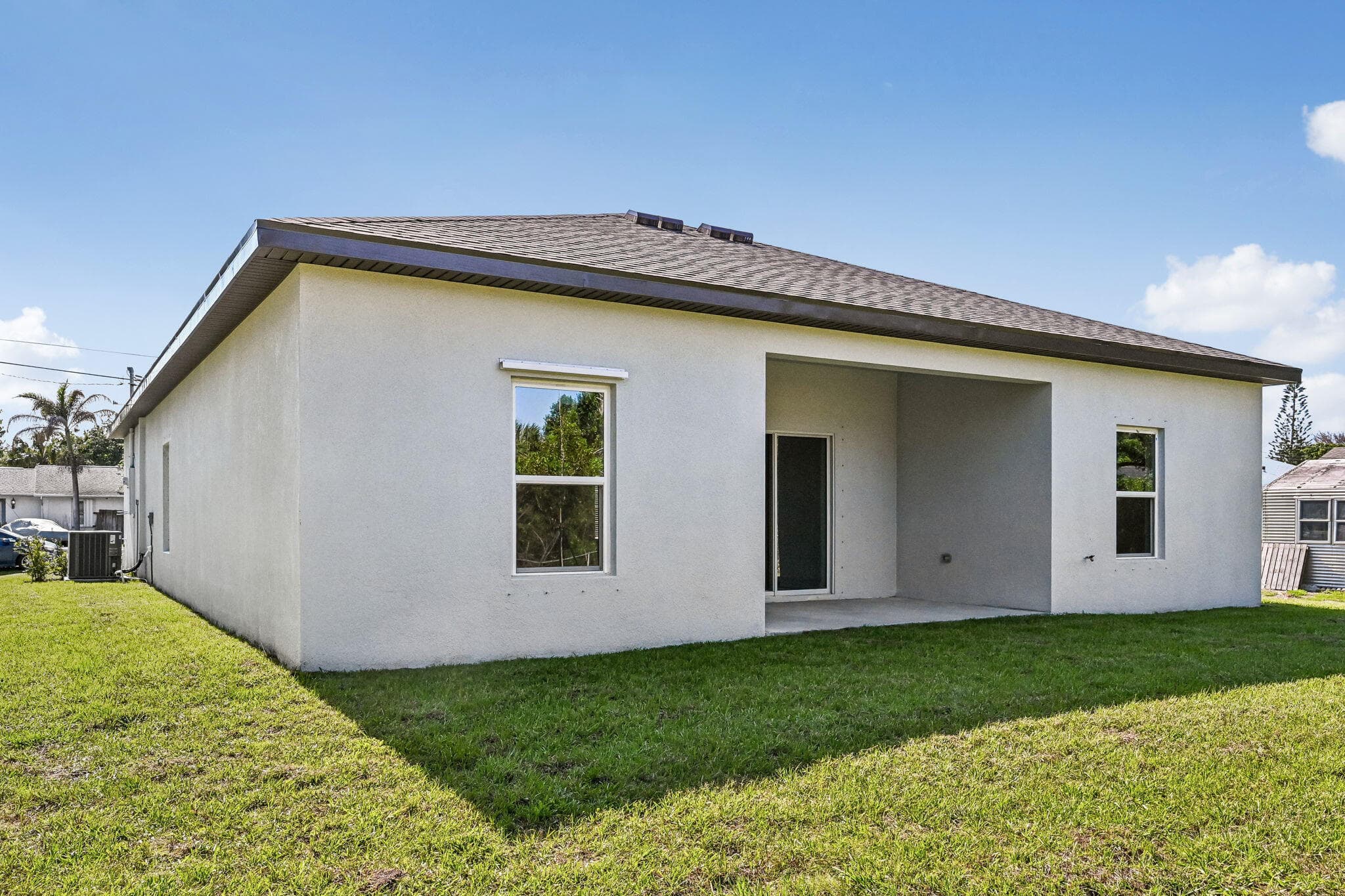 5019 Sunset Boulevard, Fort Pierce, FL 34982 — photo 6 of 33
