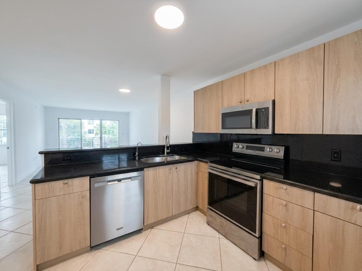 1541 S Ocean Boulevard 219, Pompano Beach, FL 33062 — photo 5 of 22