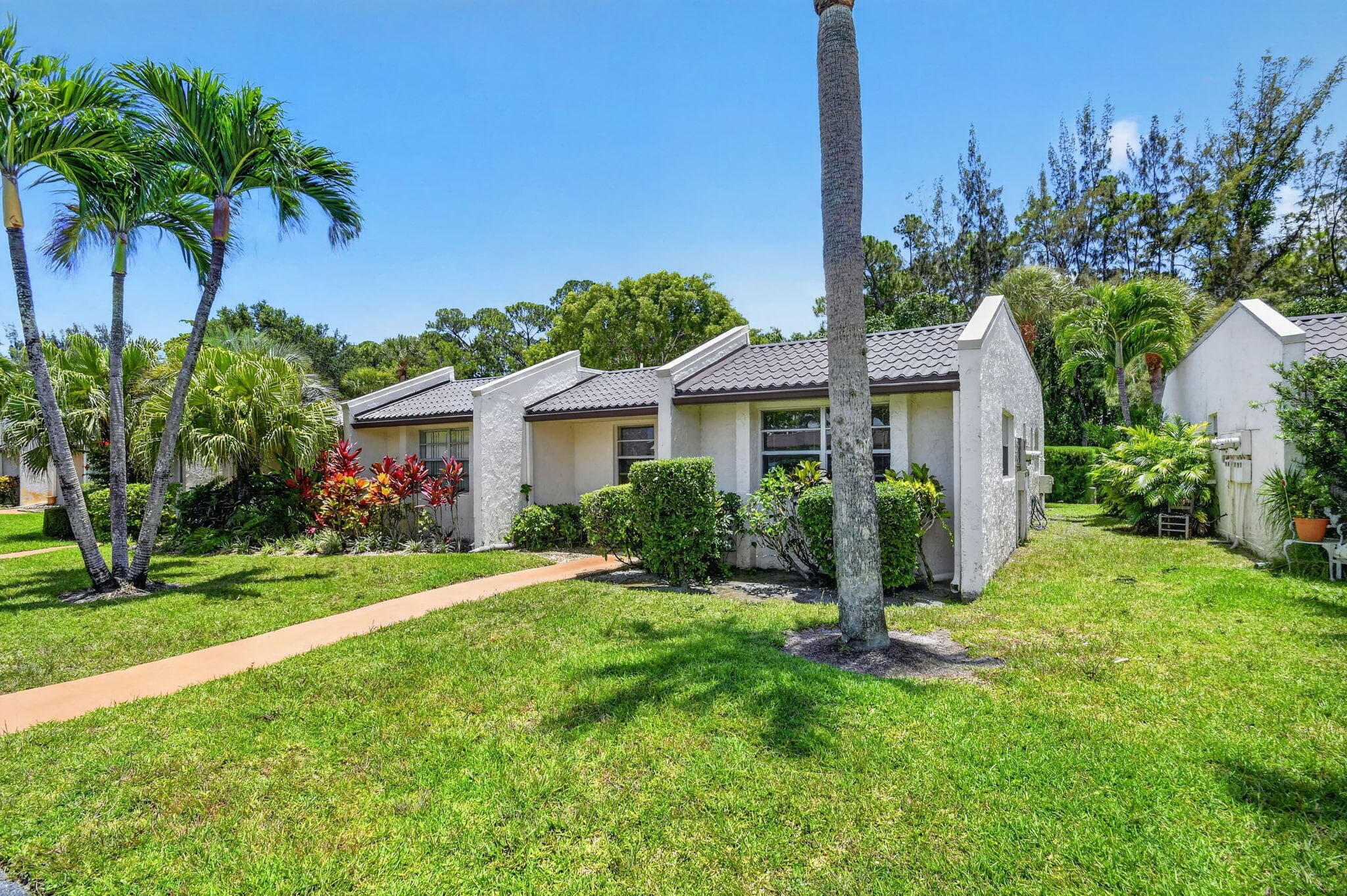 112 Lake Olive Drive, Royal Palm Beach, FL 33411 — photo 5 of 64