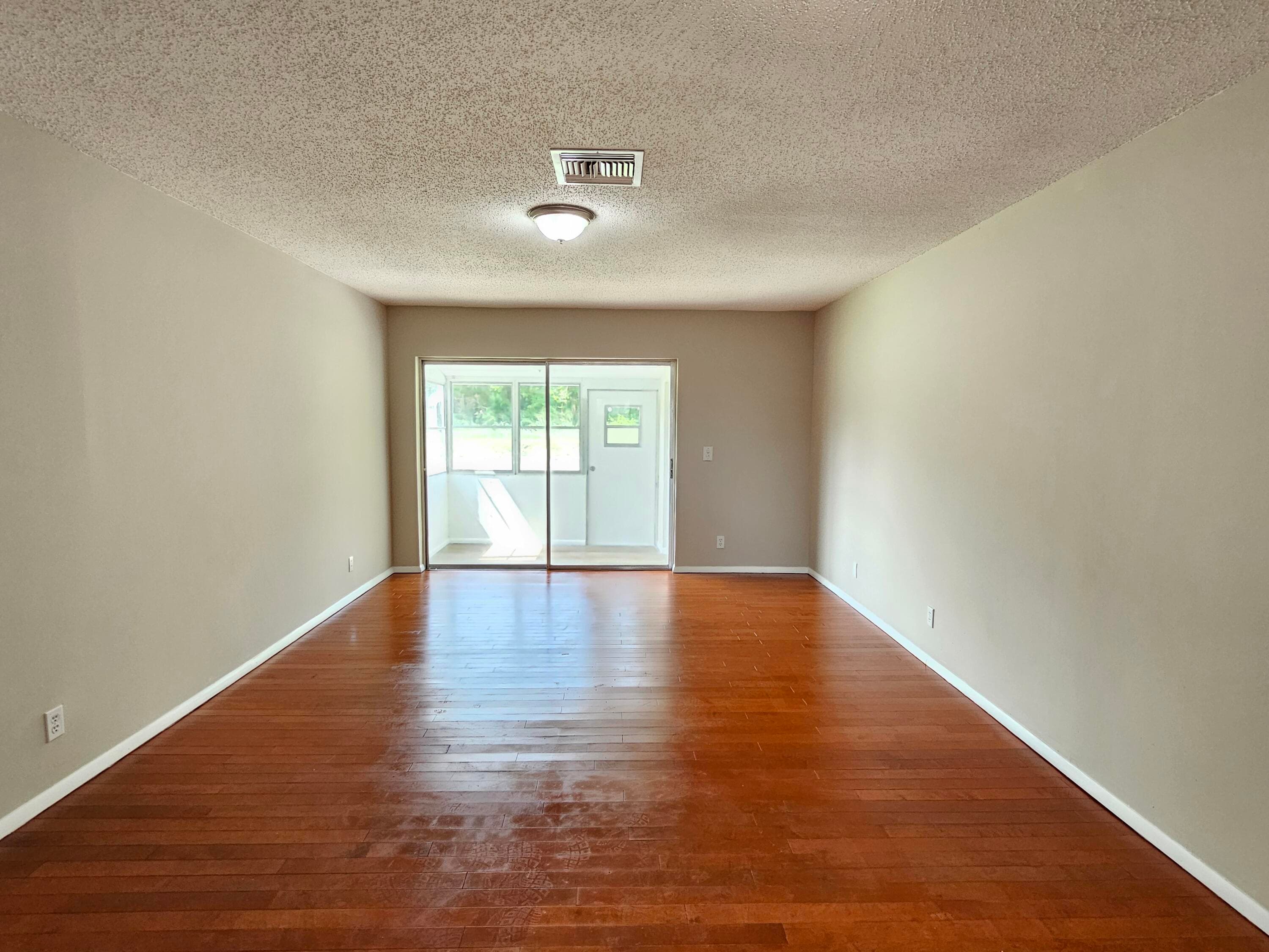 2521 Dudley Drive W H, West Palm Beach, FL 33415 — photo 6 of 23