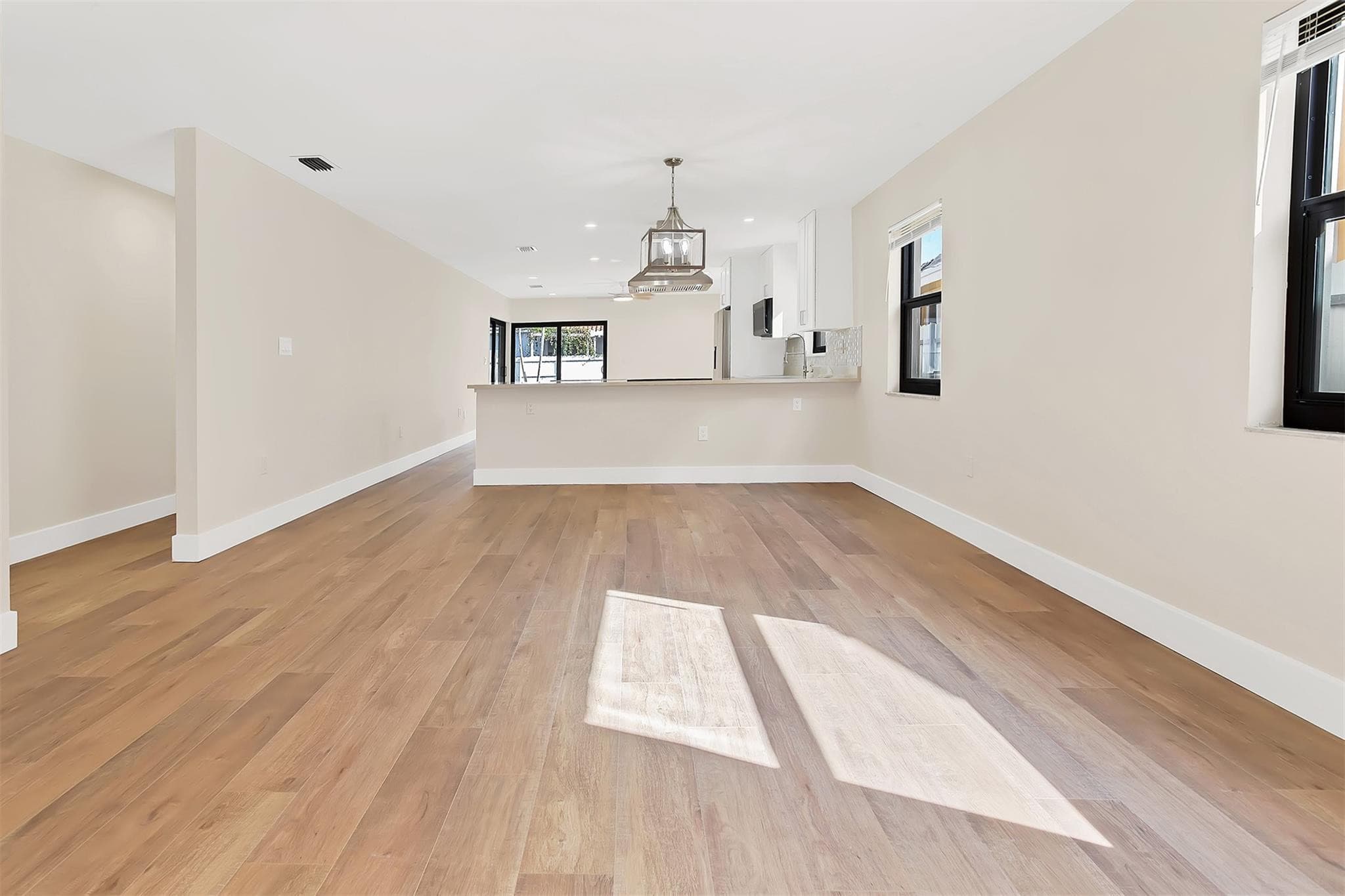 391 NW 58th Avenue, Miami, FL 33126 — photo 5 of 49