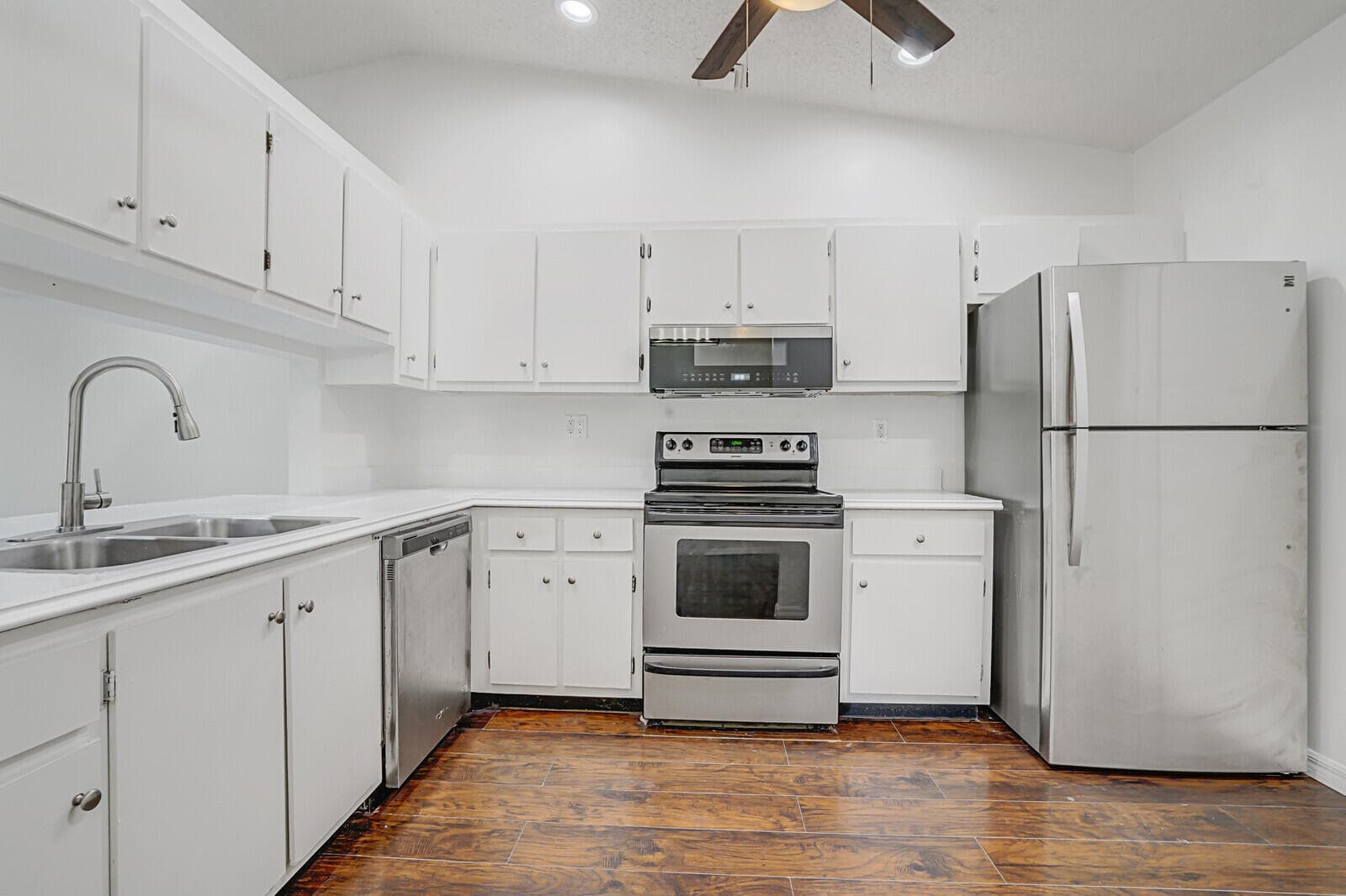 30 Kensington Lane, Boynton Beach, FL 33426 — photo 12 of 33