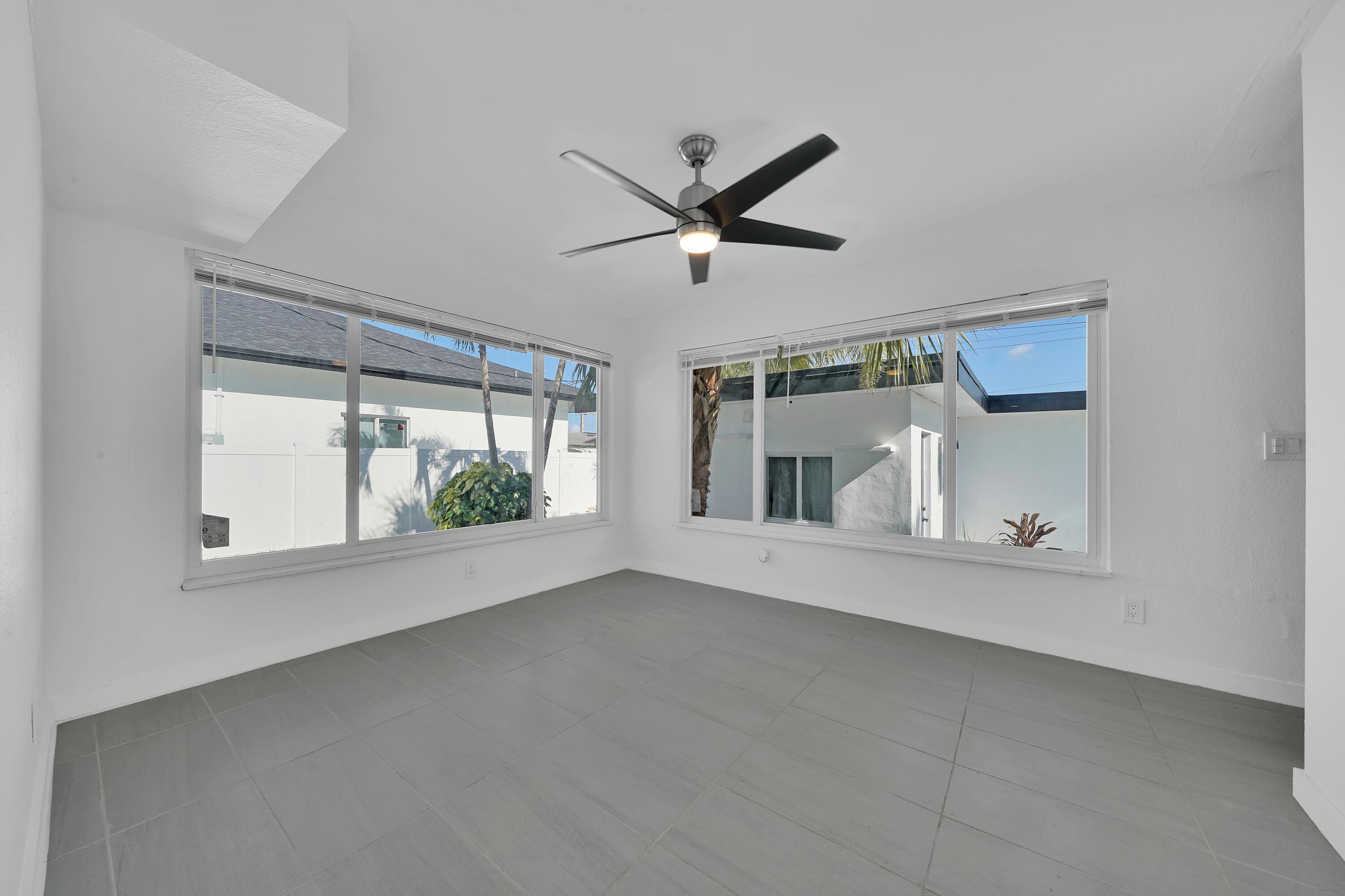 1108 NE 16th Street, Fort Lauderdale, FL 33304 — photo 23 of 37