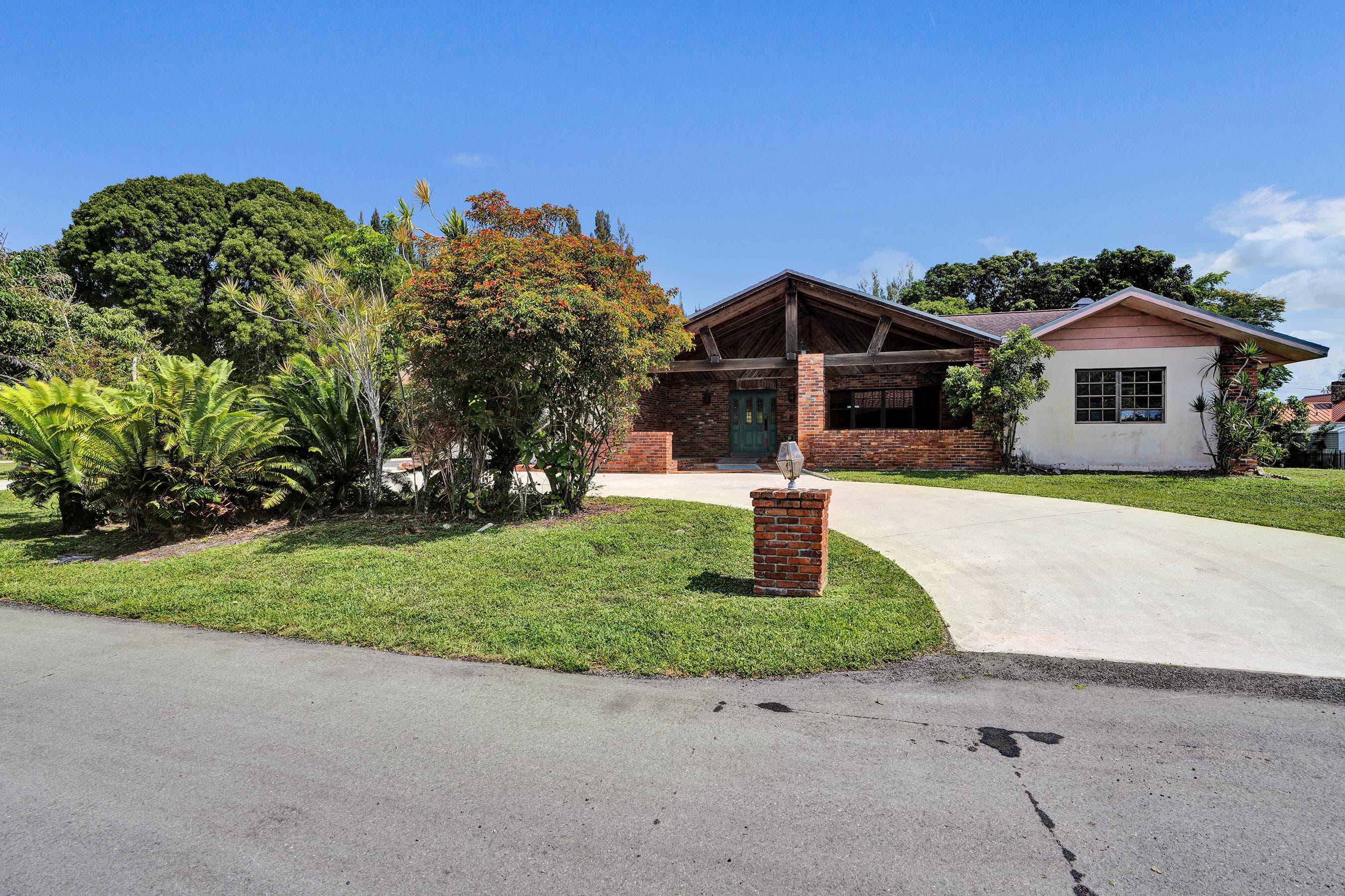 17151 SW 62nd Court, Southwest Ranches, FL 33331 — photo 11 of 49