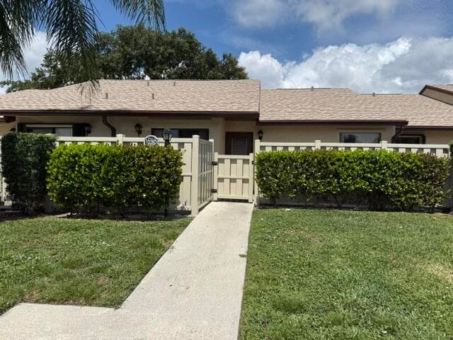 1028 Green Pine Boulevard D, West Palm Beach, FL 33409 — photo 1 of 2