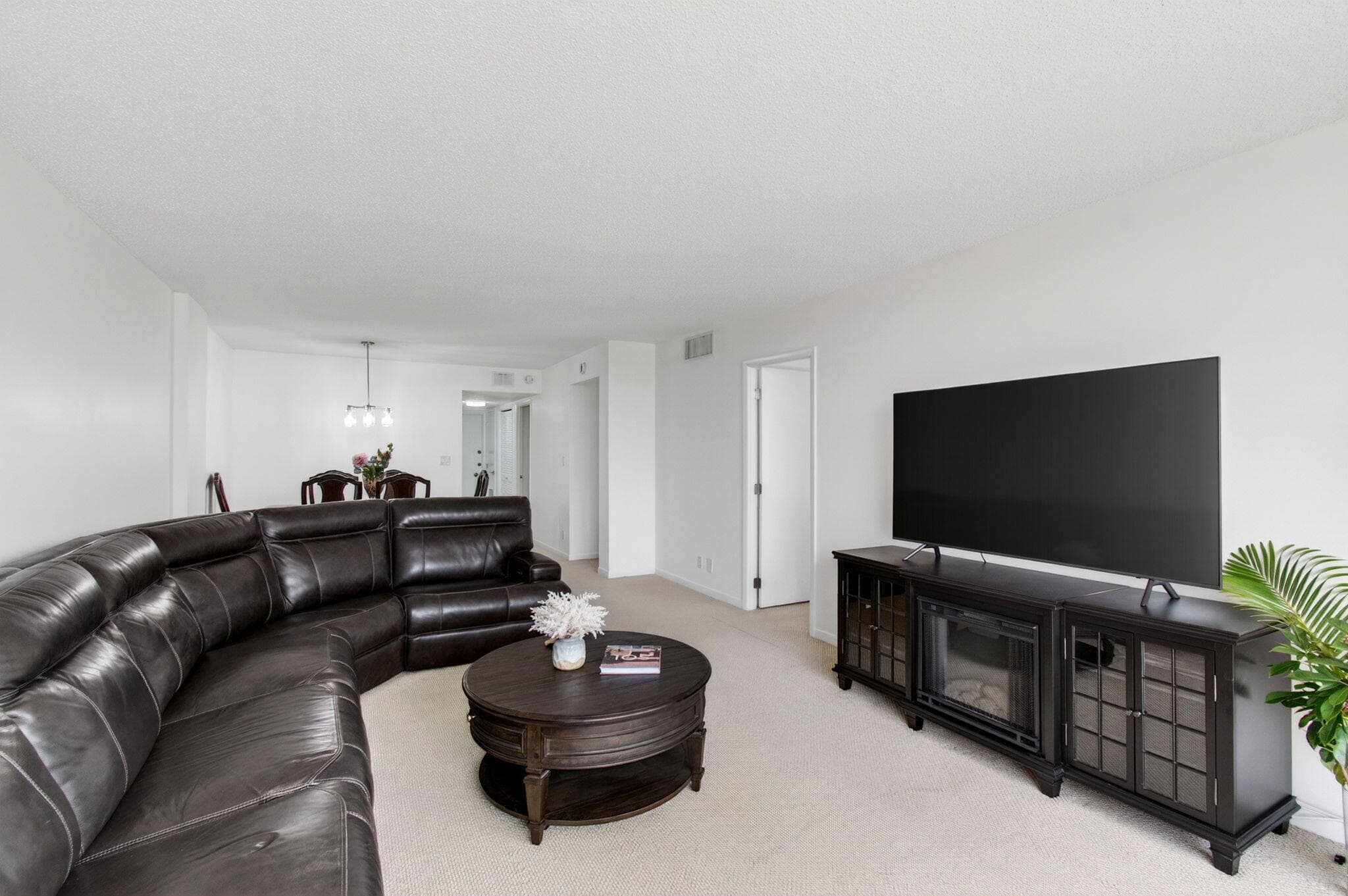 555 NW 4 Avenue 4230, Boca Raton, FL 33432 — photo 8 of 49