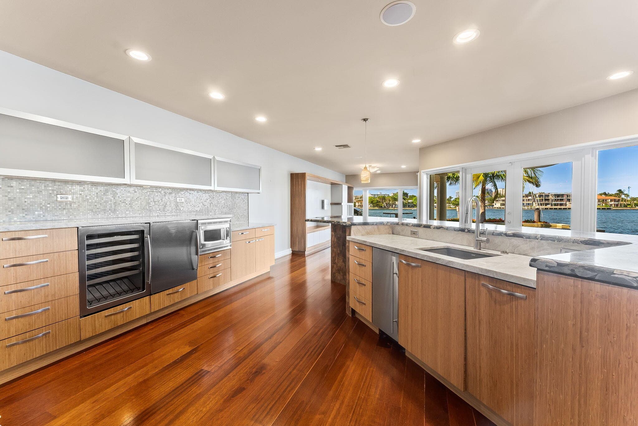 3 Isla Bahia Drive, Fort Lauderdale, FL 33316 — photo 17 of 64