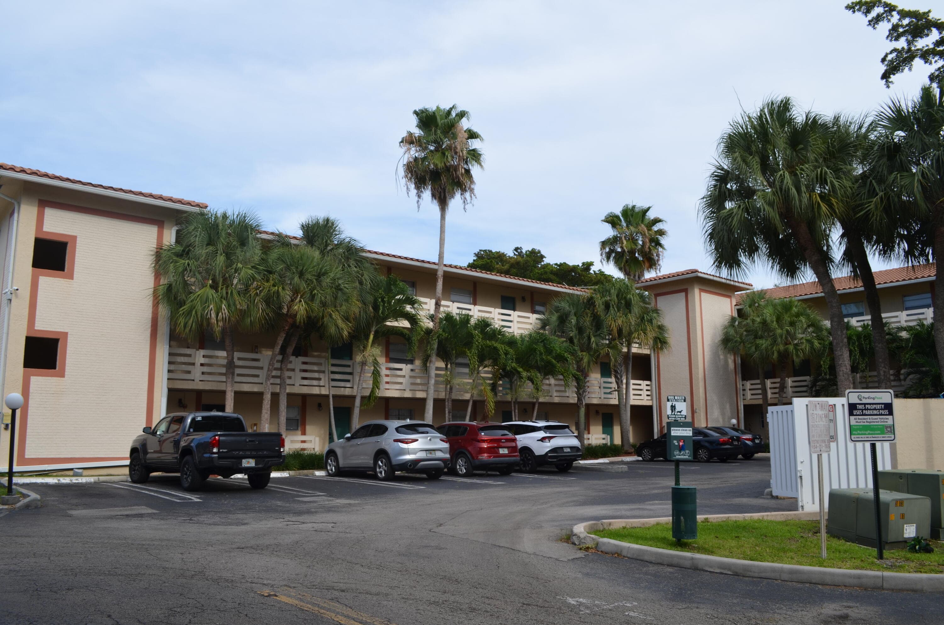 3205 NW 103rd Terrace 103-c, Coral Springs, FL 33065 — photo 1 of 3