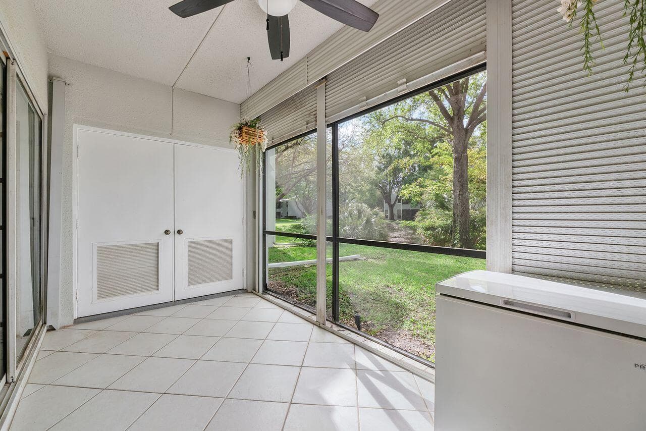 6237 Old Court Road 104, Boca Raton, FL 33433 — photo 19 of 34