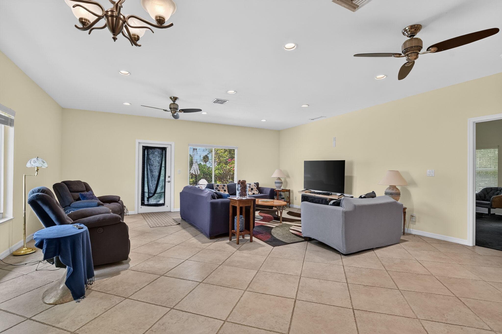 459 NE 1st Avenue, Deerfield Beach, FL 33441 — photo 17 of 54