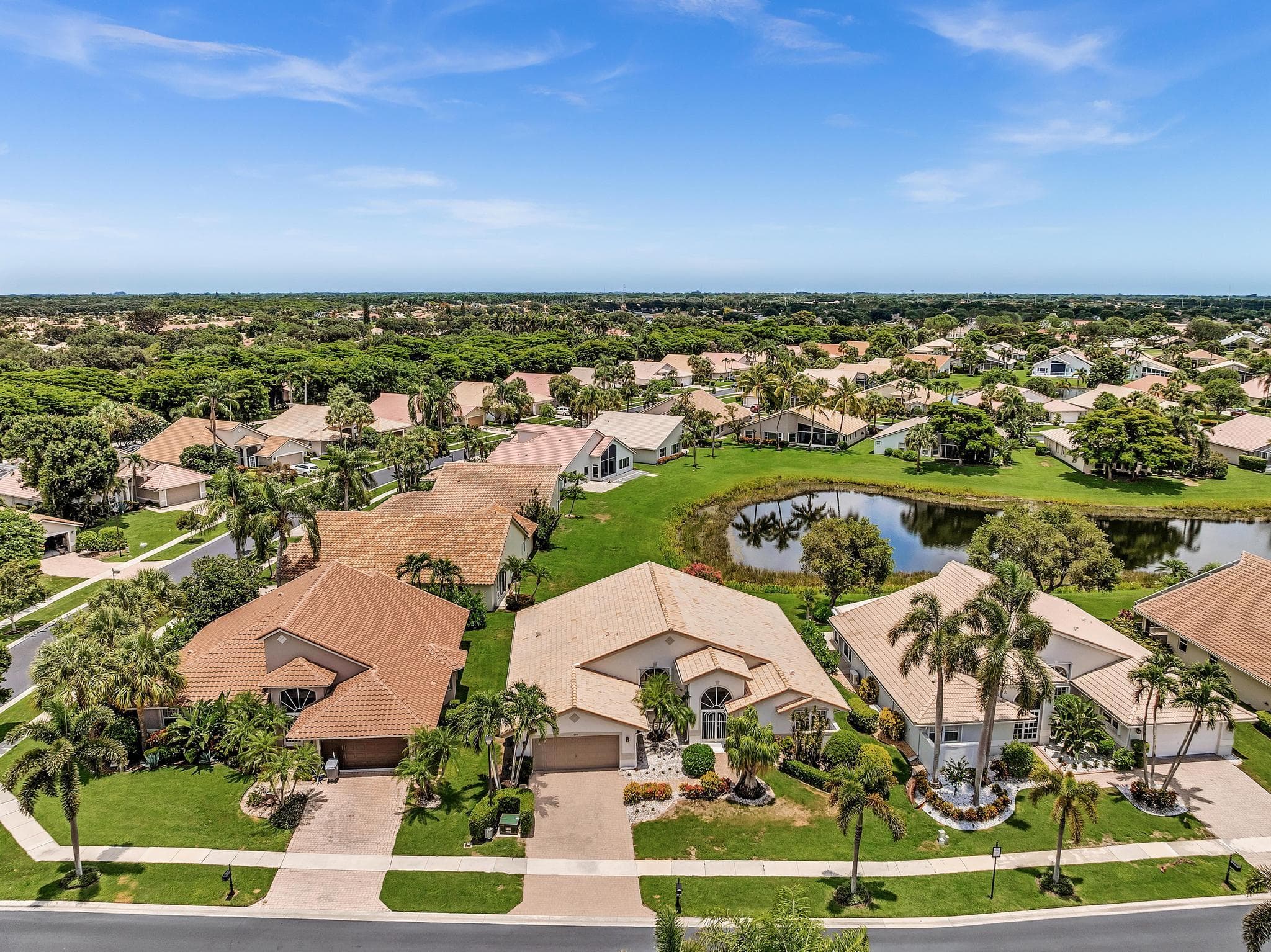 12316 Lakeridge Falls Drive, Boynton Beach, FL 33437 — photo 3 of 64