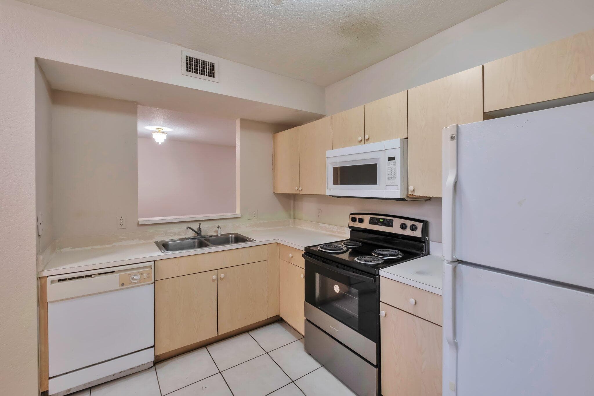 1103 Golden Lakes Boulevard 1013, West Palm Beach, FL 33411 — photo 26 of 26