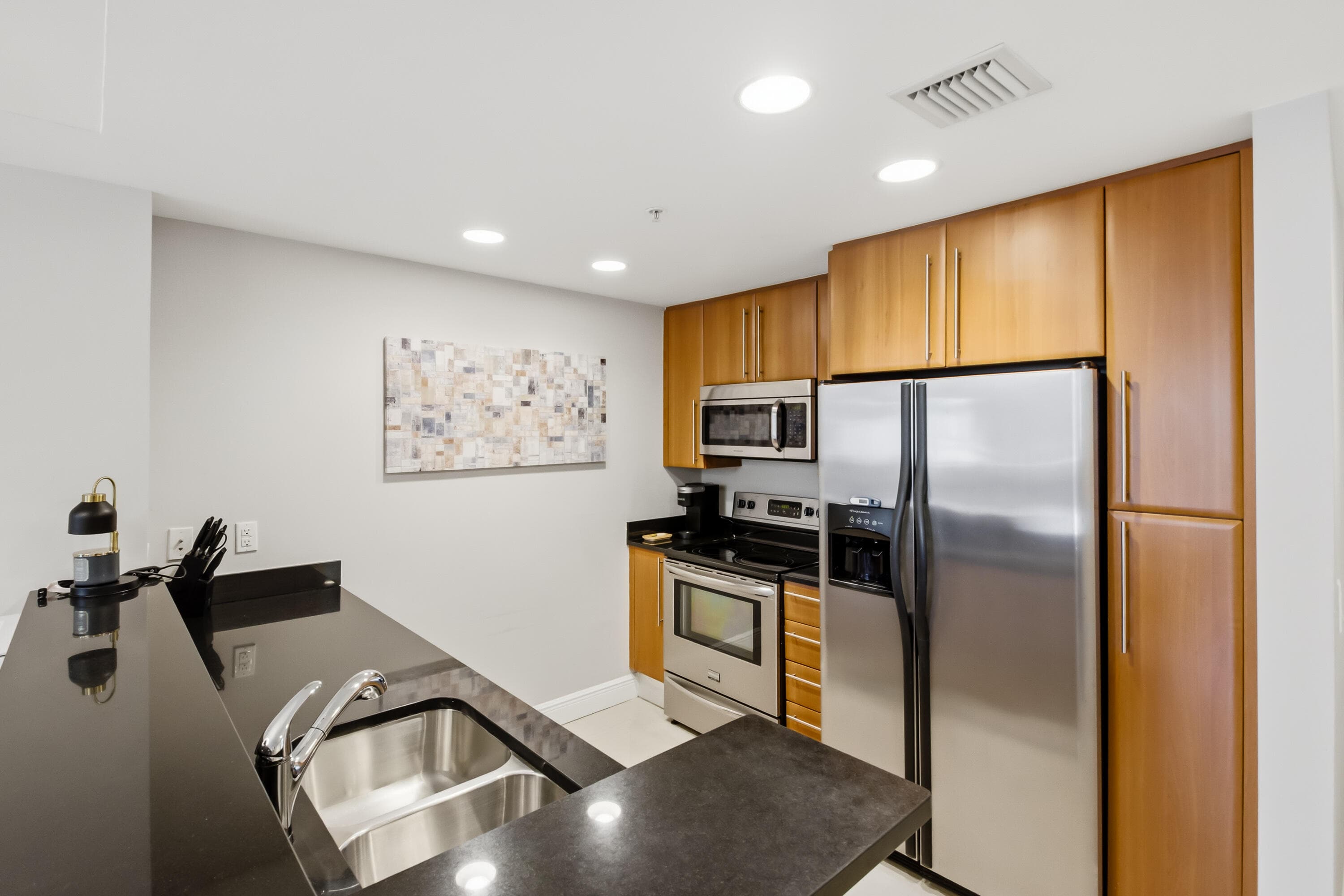 191 SE 20th Avenue 210, Deerfield Beach, FL 33441 — photo 3 of 56