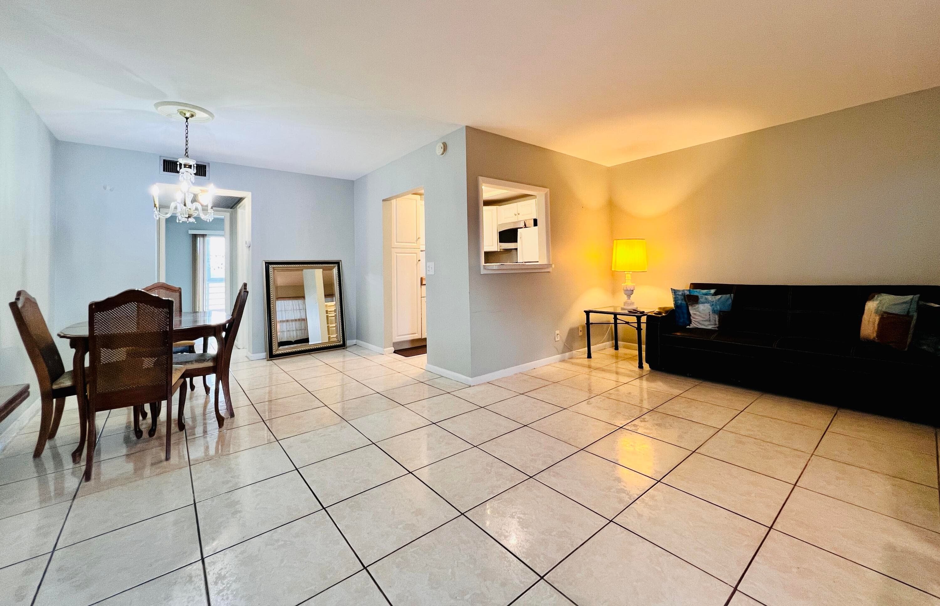 330 Southampton B, West Palm Beach, FL 33417 — photo 3 of 16