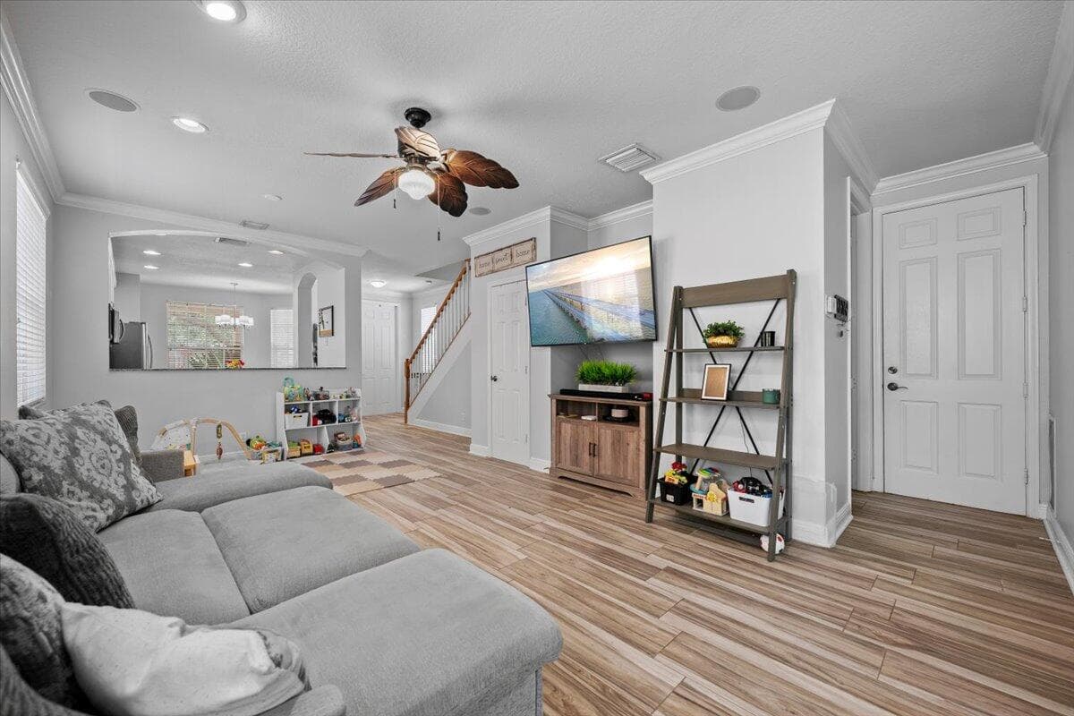 603 Castle Drive, Palm Beach Gardens, FL 33410 — photo 10 of 61