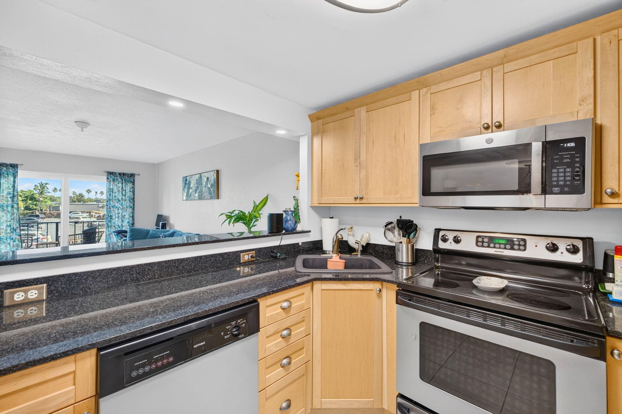 3004 NE 5th Terrace 216-c, Wilton Manors, FL 33334 — photo 25 of 53