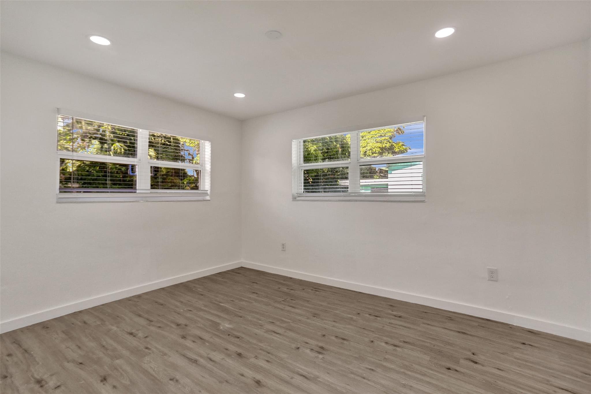 30 NE 139th Street, Miami, FL 33161 — photo 45 of 71