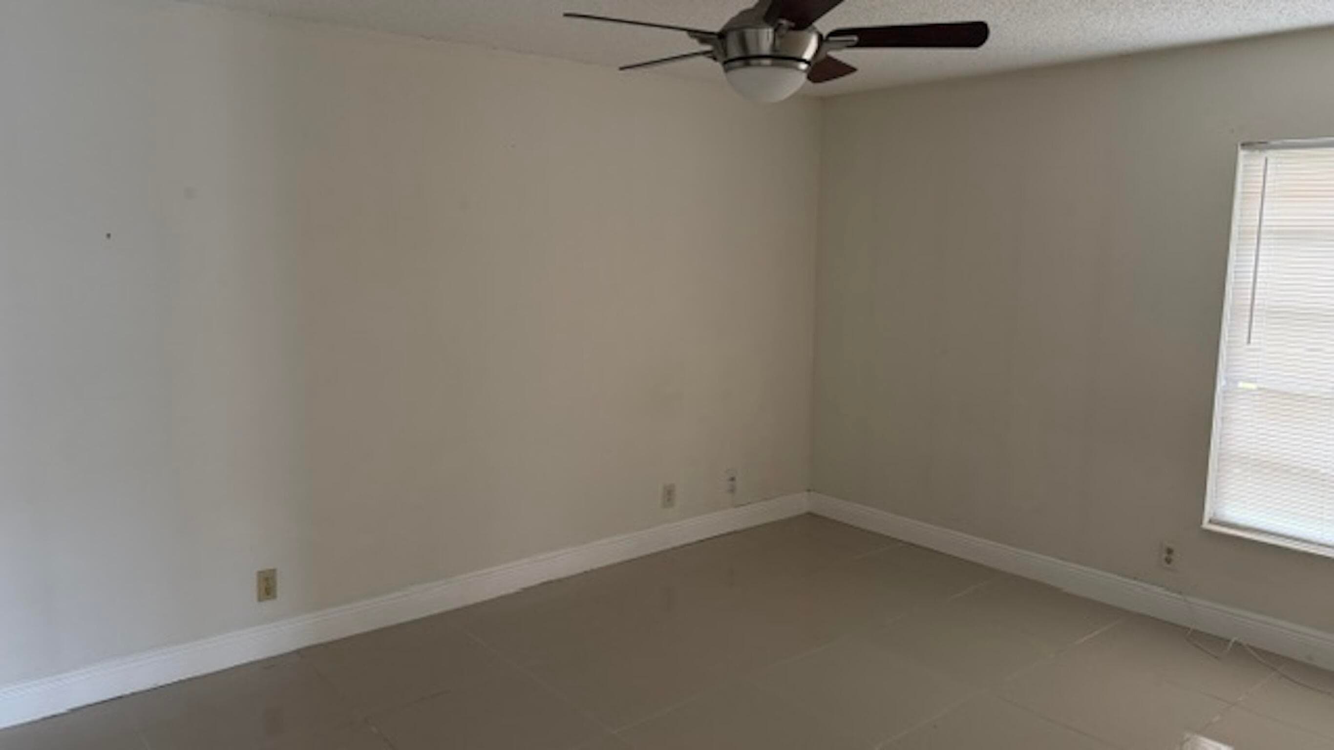 430 Commodore Drive 310, Plantation, FL 33325 — photo 4 of 8