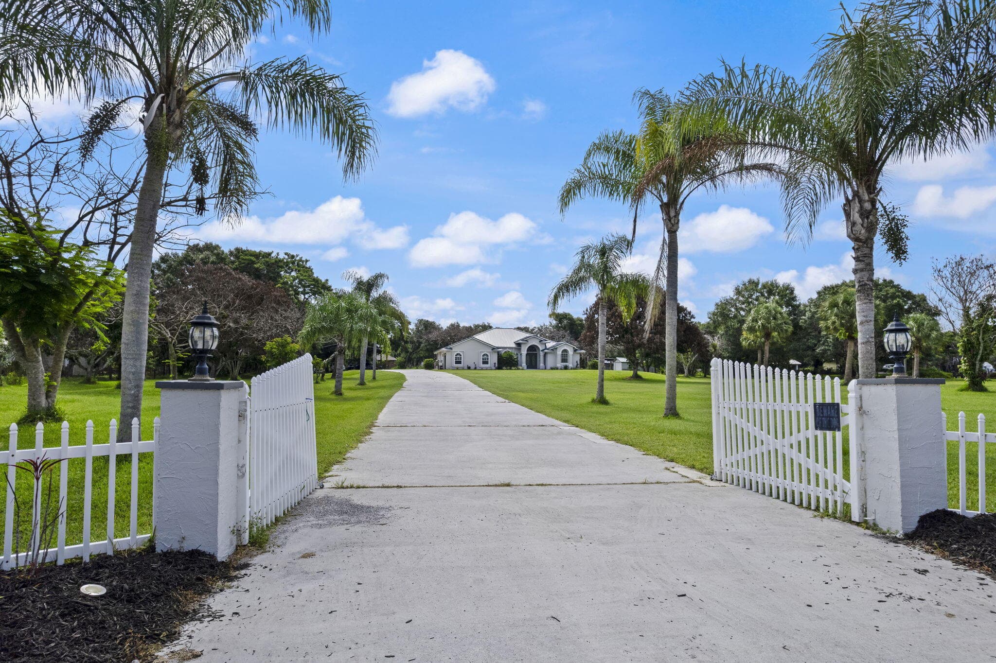 4800 Christensen Road, Fort Pierce, FL 34981 — photo 7 of 45