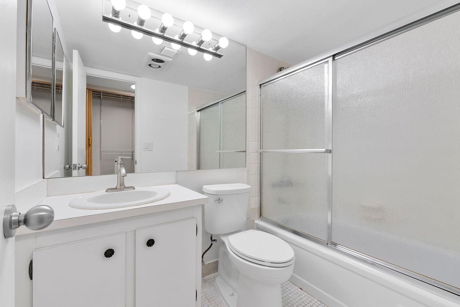 9450 Poinciana Place 211, Davie, FL 33324 — photo 11 of 13