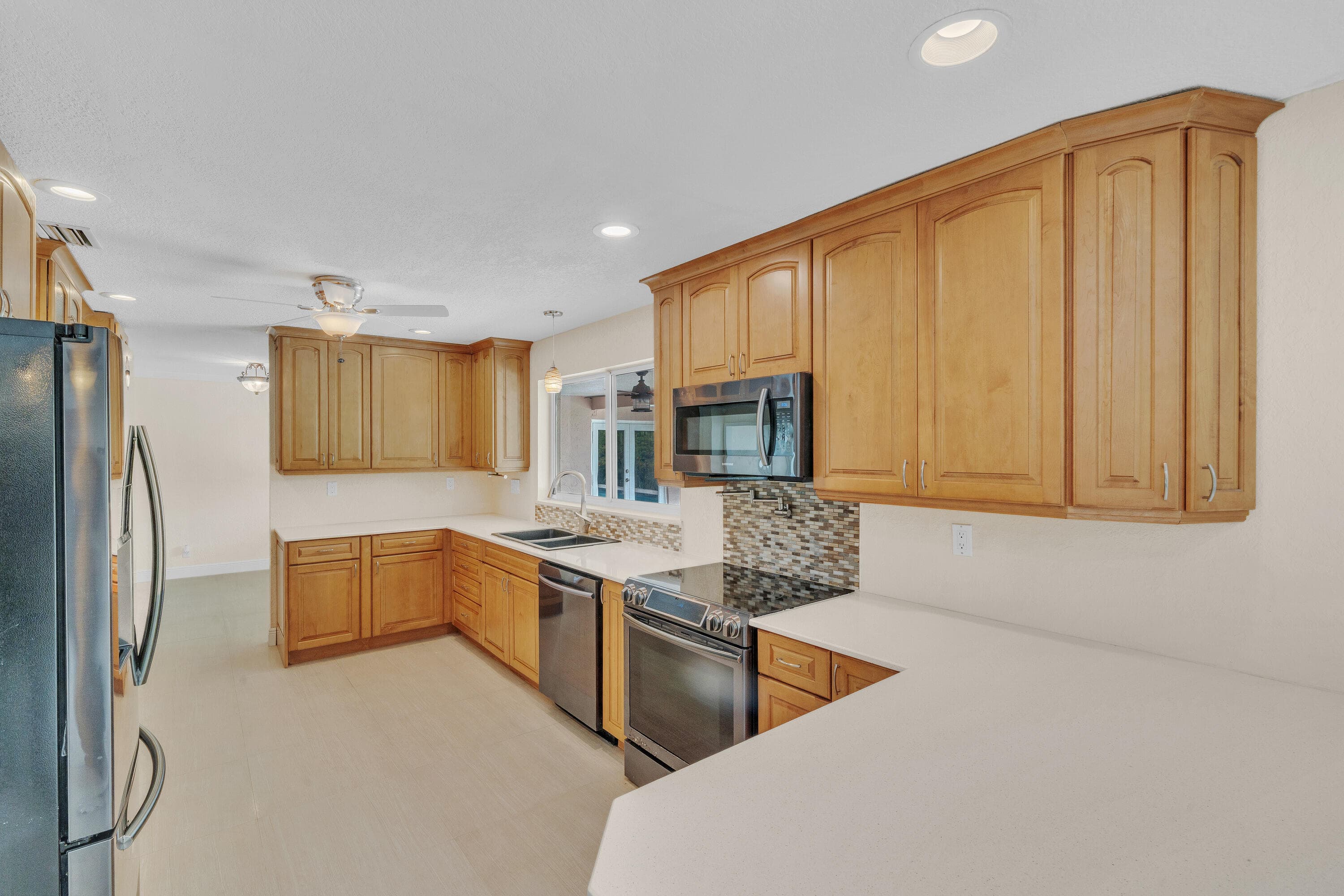 11901 NW 25th Street, Plantation, FL 33323 — photo 36 of 77
