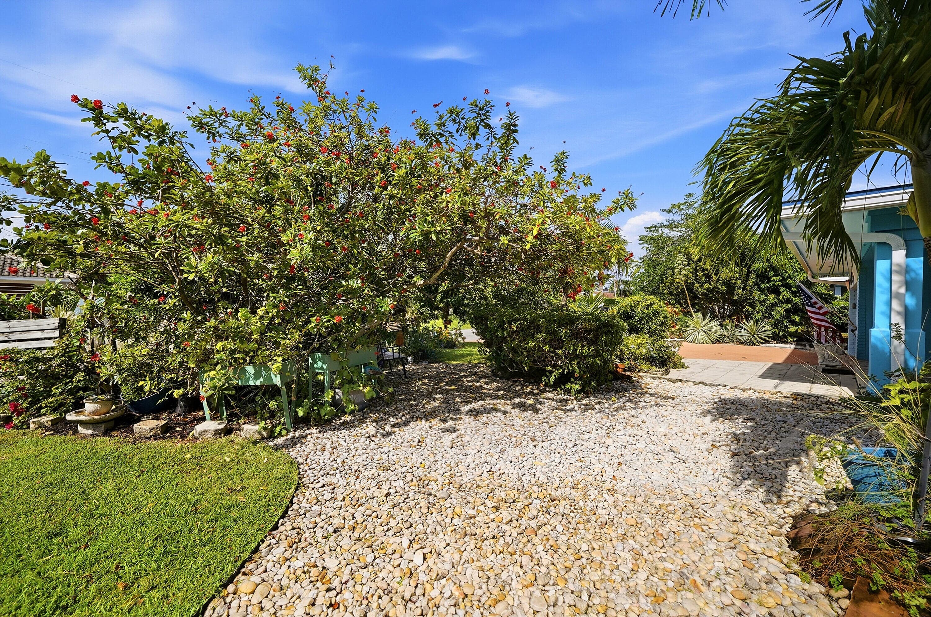 1985 Ocean Mist Drive, Lauderdale-By-The-Sea, FL 33062 — photo 32 of 37