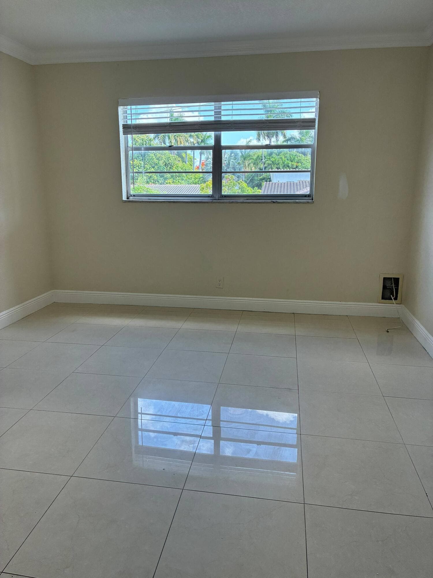 1300 Moffett Street 209, Hallandale Beach, FL 33009 — photo 11 of 13
