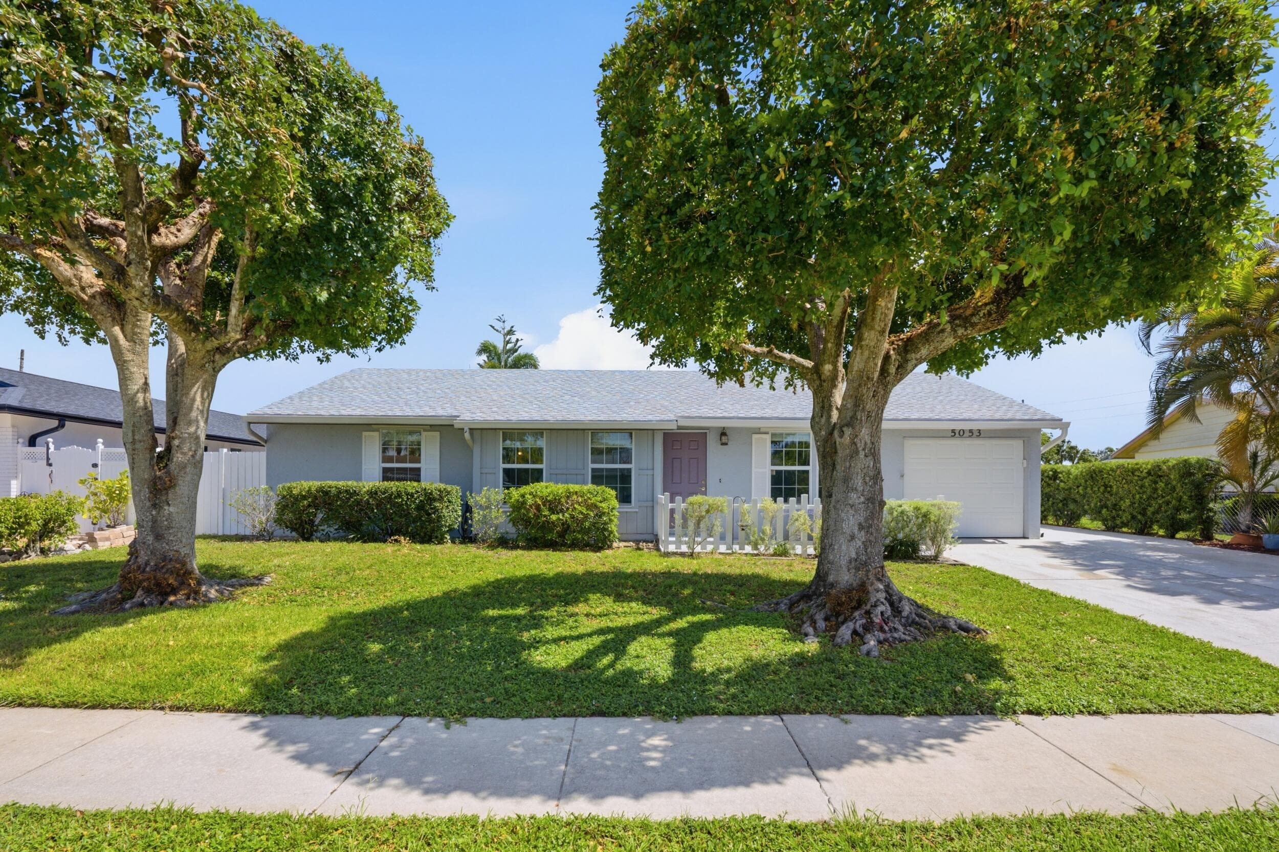 5053 N Saint John Ave Avenue N, Boynton Beach, FL 33472 — photo 3 of 38