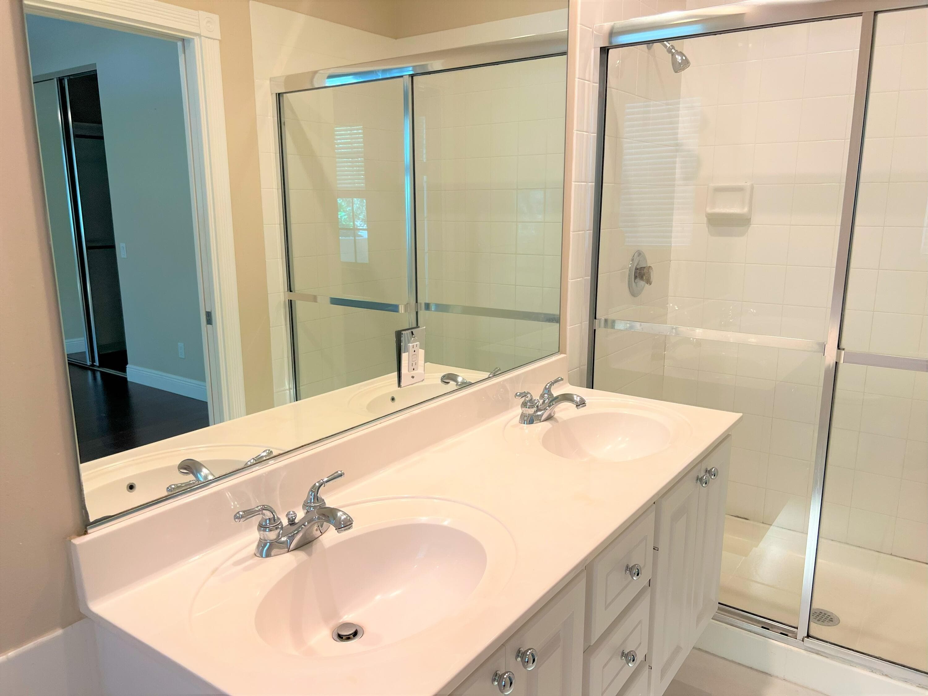 3368 Greenway Drive, Jupiter, FL 33458 — photo 17 of 32