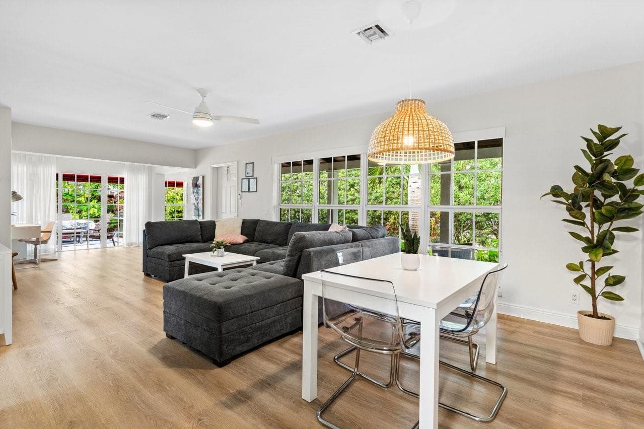 615 & 617 NE 9th Avenue, Fort Lauderdale, FL 33304 — photo 43 of 91