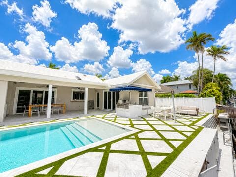 885 Nafa Drive, Boca Raton, FL 33487 — photo 14 of 36
