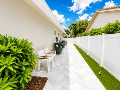 885 Nafa Drive, Boca Raton, FL 33487 — photo 17 of 36