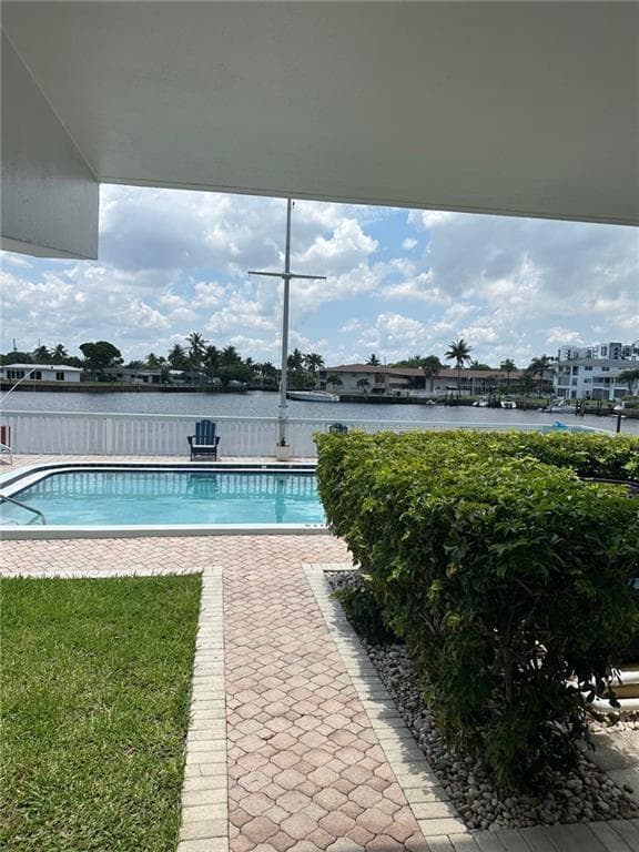750 Pine Drive 2, Pompano Beach, FL 33060 — photo 11 of 12