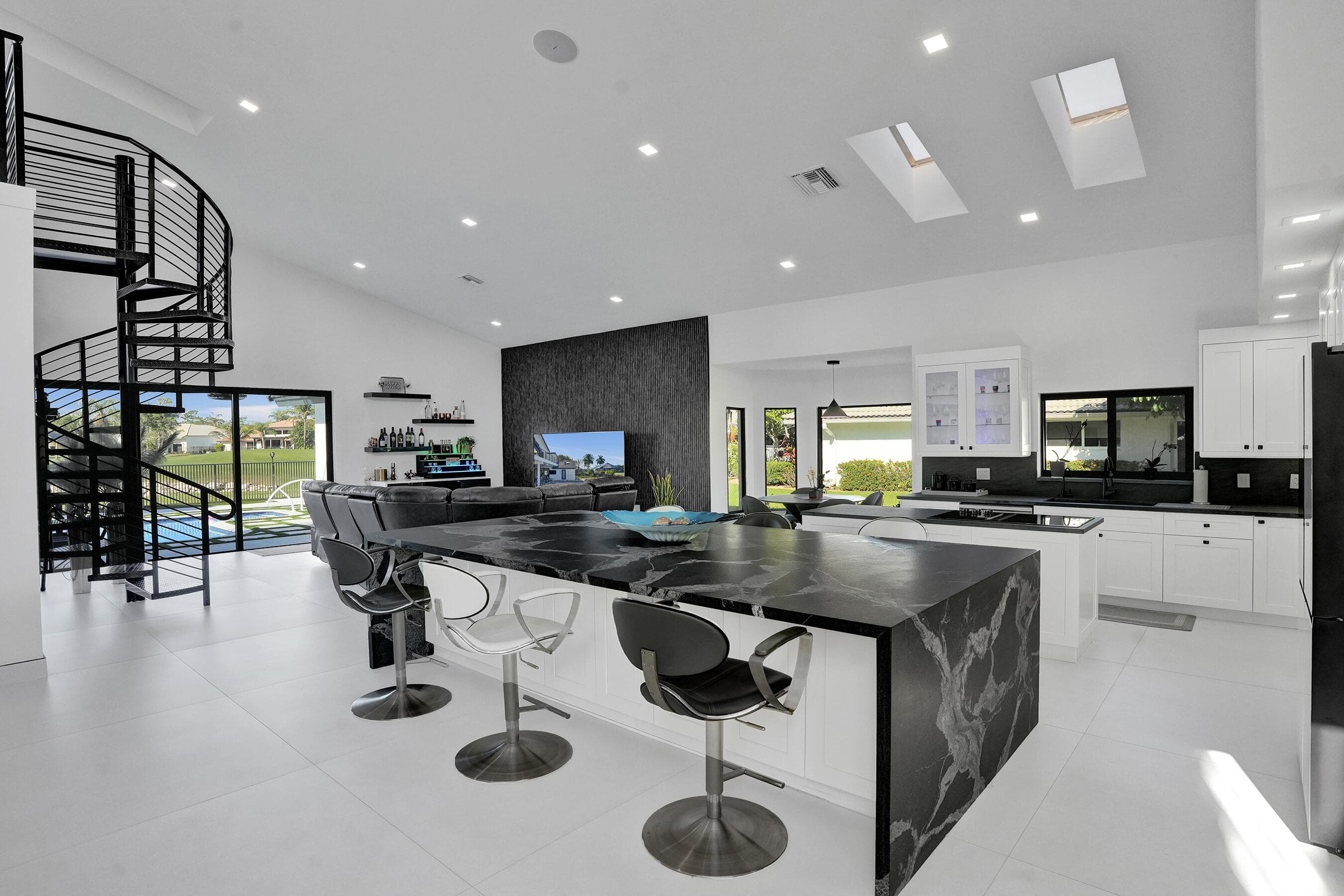 10818 River Glenn Drive, Boca Raton, FL 33428 — photo 8 of 71