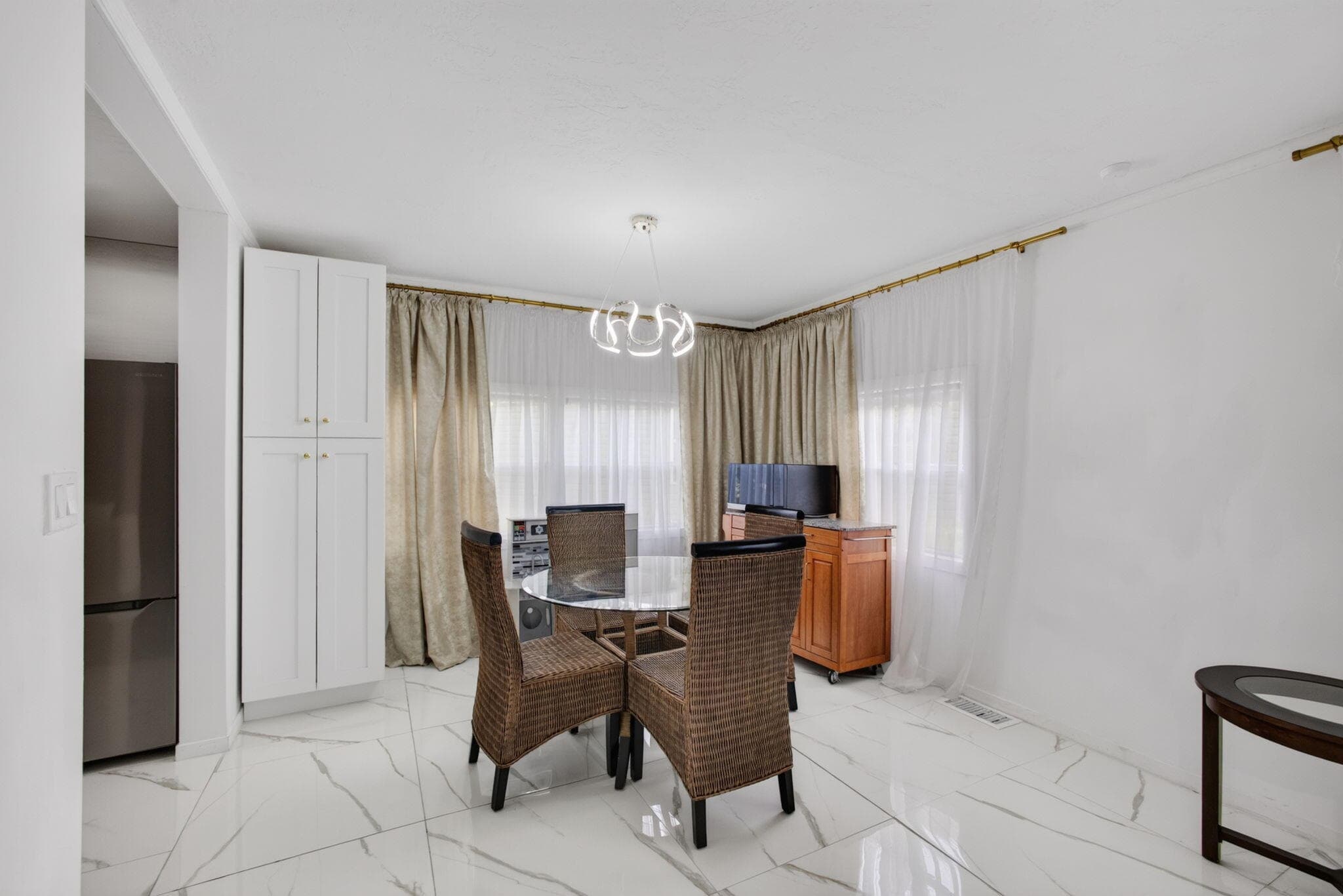 170 Maple Avenue W, Palm Beach Gardens, FL 33410 — photo 13 of 63