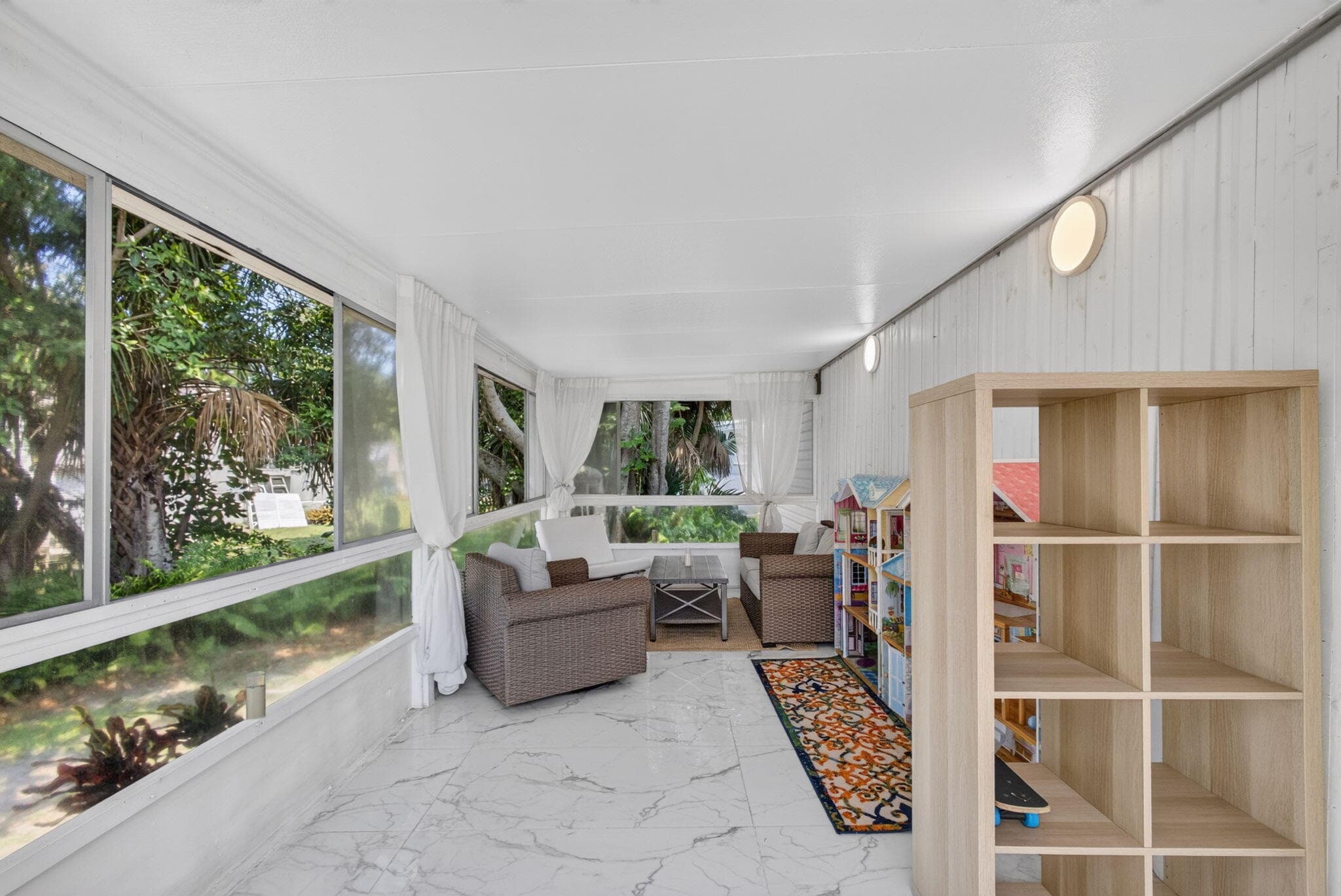 170 Maple Avenue W, Palm Beach Gardens, FL 33410 — photo 37 of 63