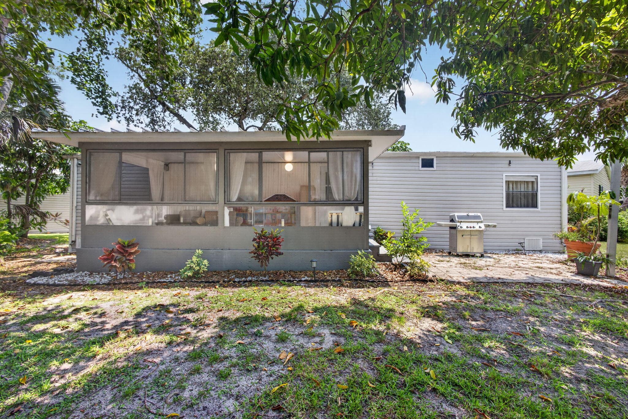 170 Maple Avenue W, Palm Beach Gardens, FL 33410 — photo 49 of 63