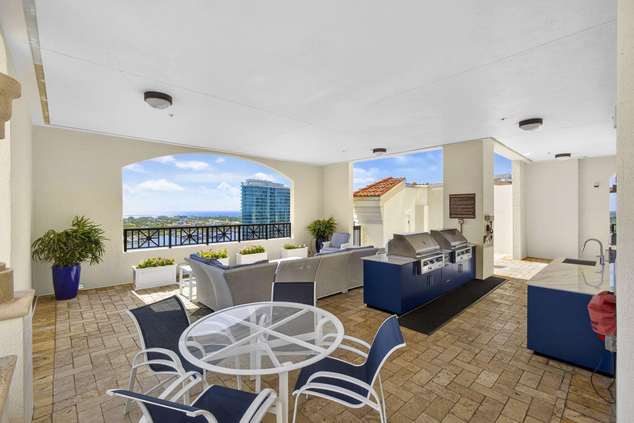 801 S Olive Avenue 614, West Palm Beach, FL 33401 — photo 31 of 52