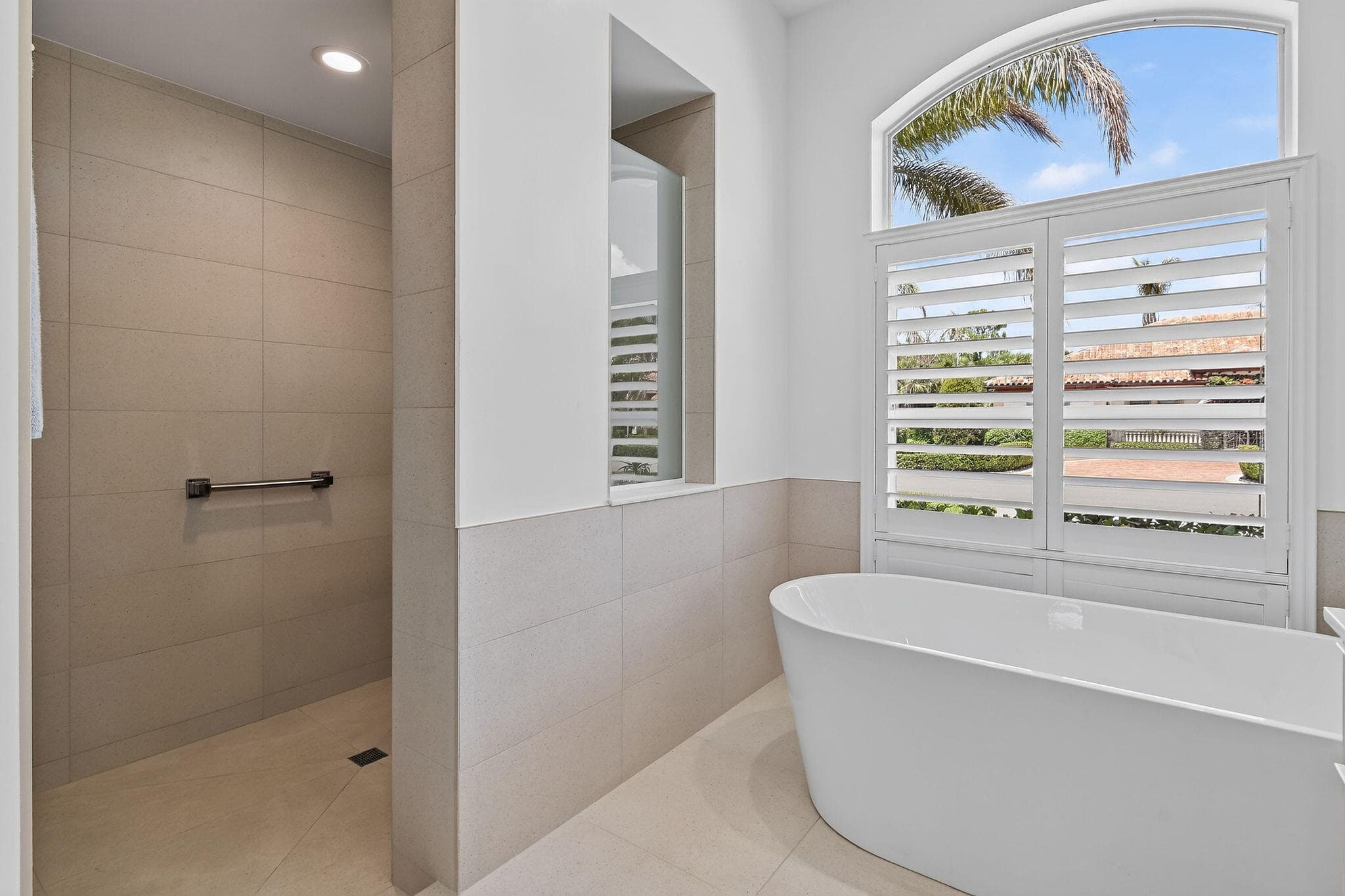 8091 SE Woodlake Lane W, Hobe Sound, FL 33455 — photo 37 of 83