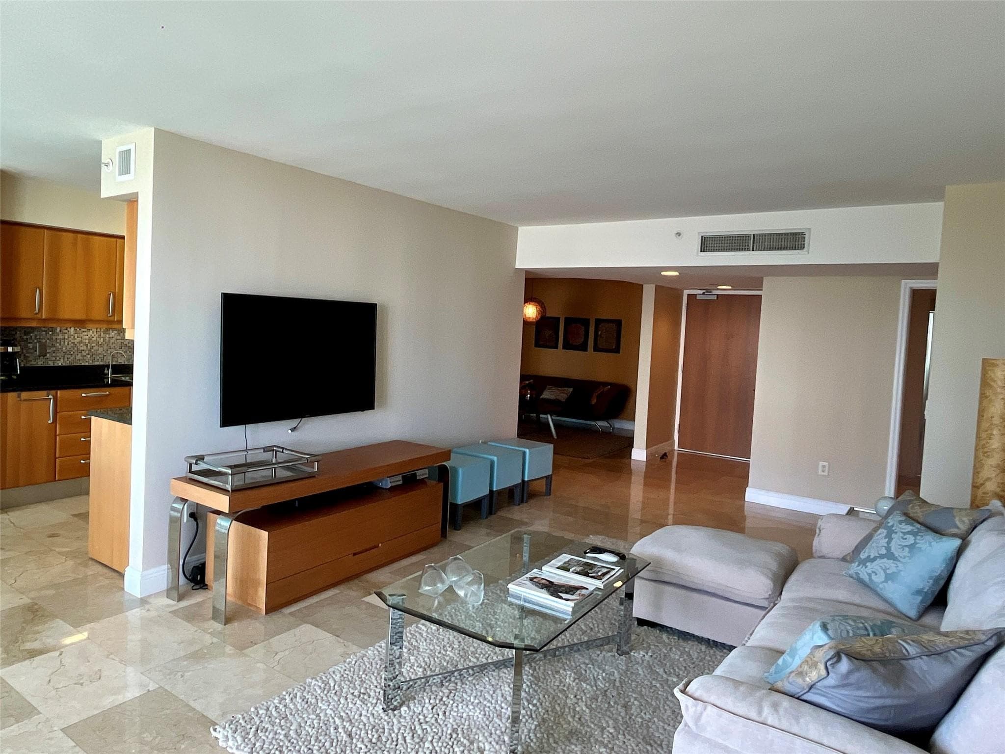 16500 Collins Avenue 2052, Sunny Isles Beach, FL 33160 — photo 8 of 33