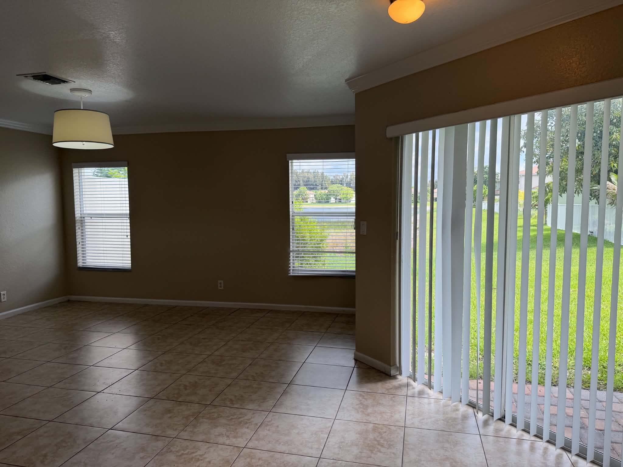 6355 Adriatic Way, West Palm Beach, FL 33413 — photo 9 of 33