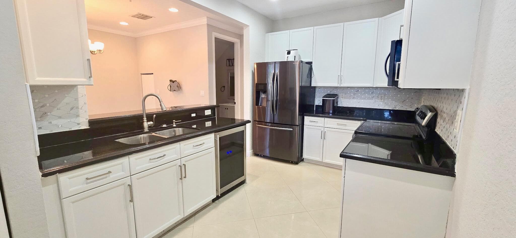 2851 W Prospect Road 1102, Tamarac, FL 33309 — photo 6 of 17
