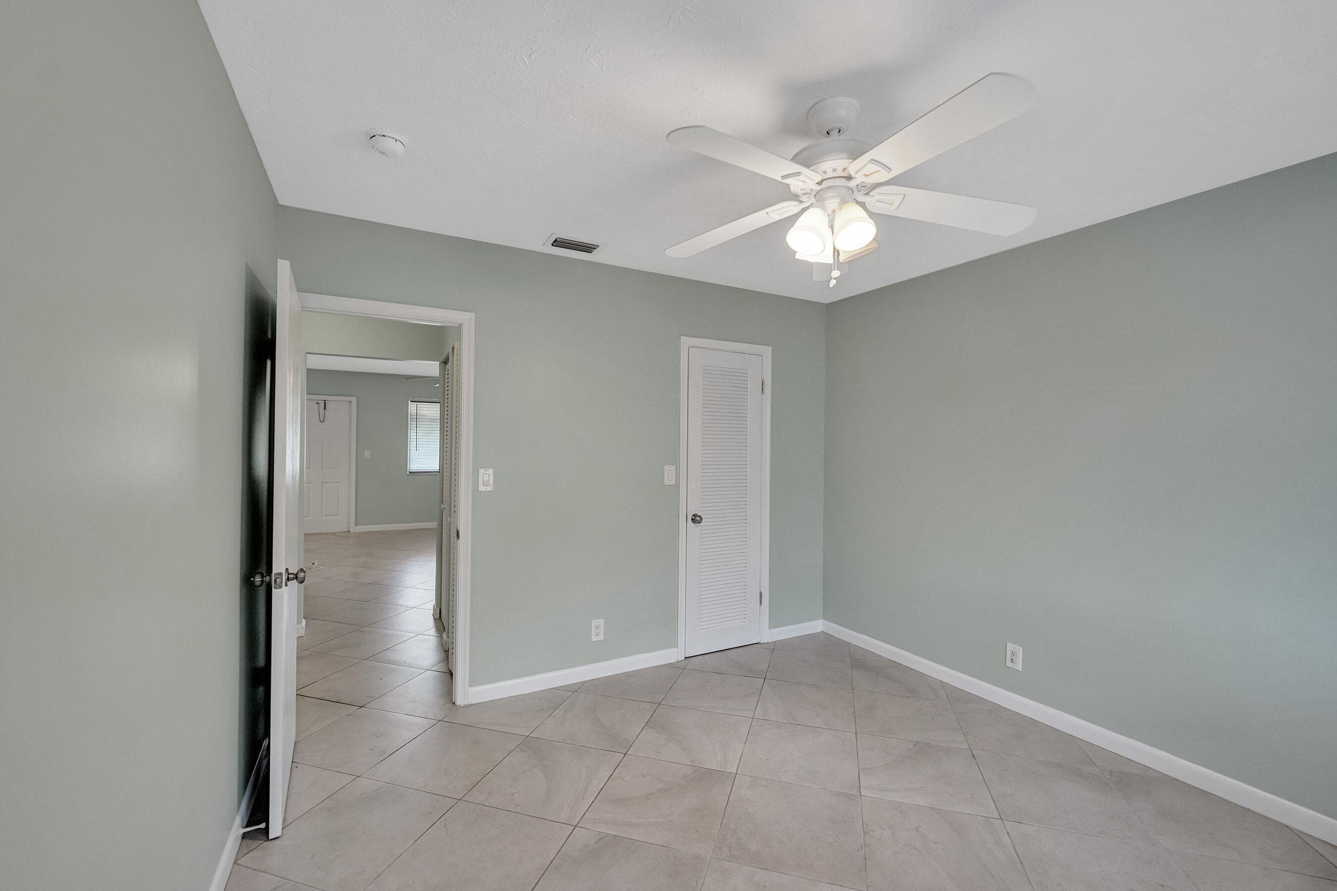 1250 Miami Road 11, Fort Lauderdale, FL 33316 — photo 19 of 38