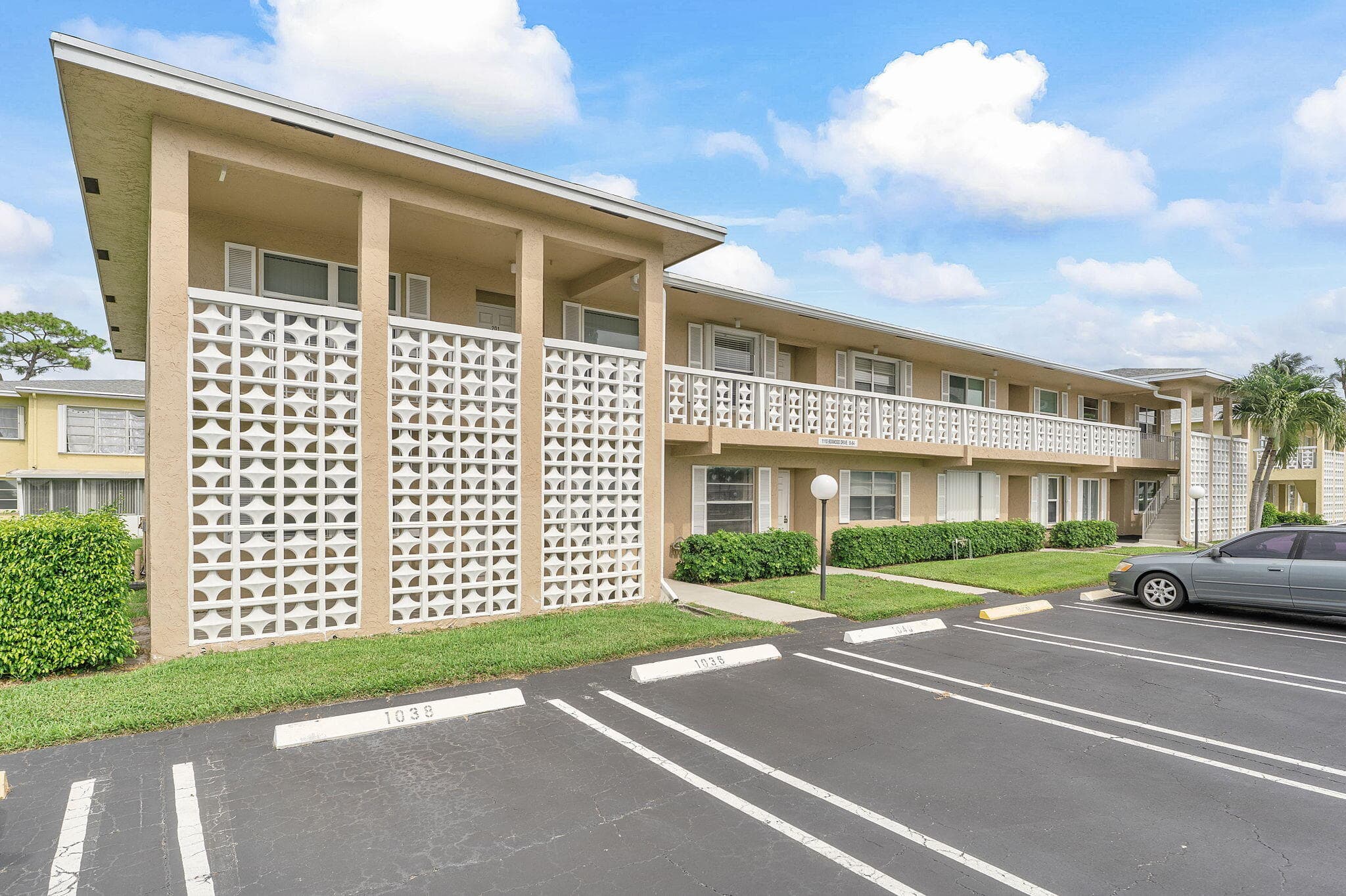 1110 Boxwood Drive 202, Delray Beach, FL 33445 — photo