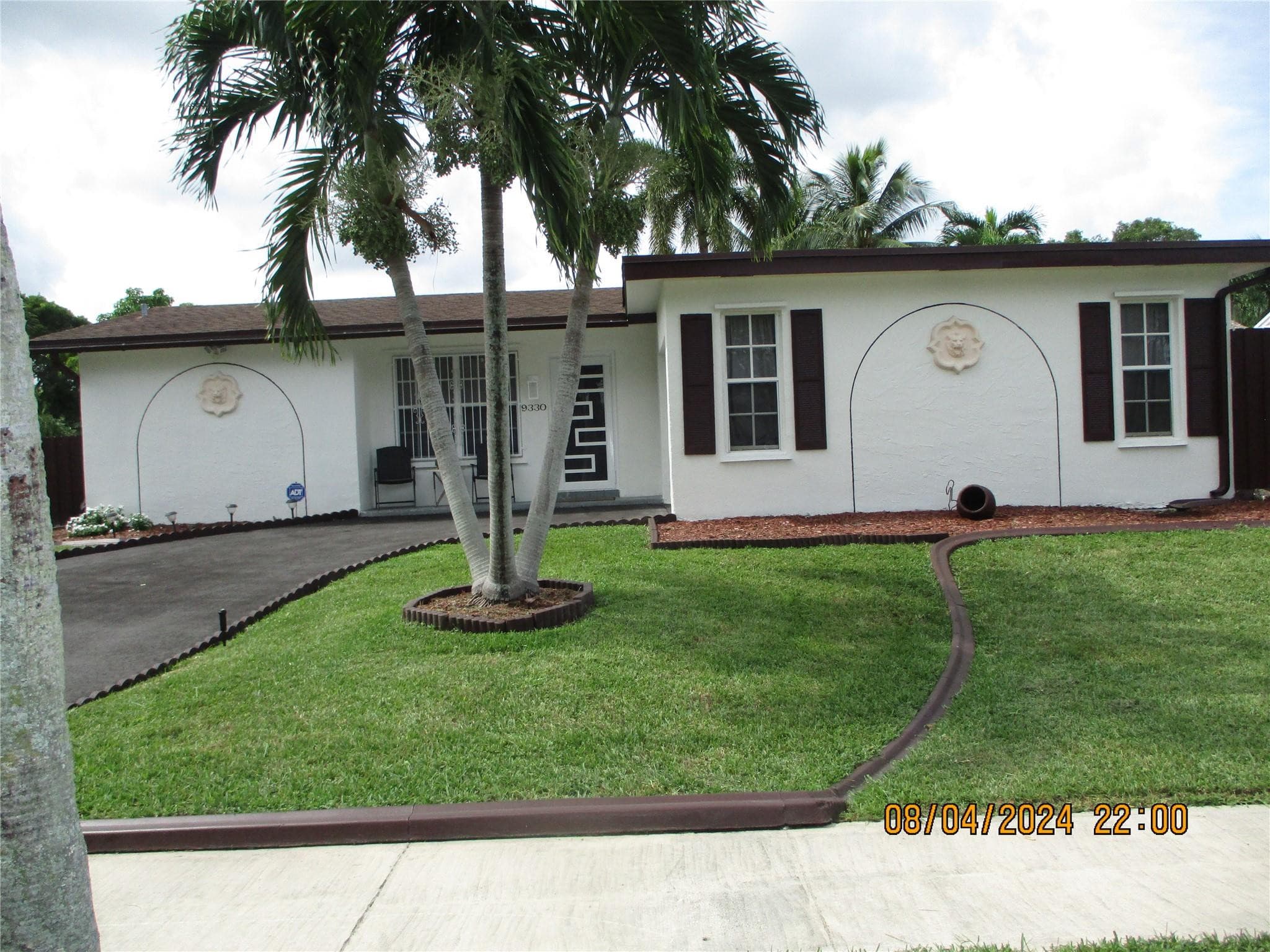 9330 NW 10th Street, Pembroke Pines, FL 33024 — photo 2 of 16