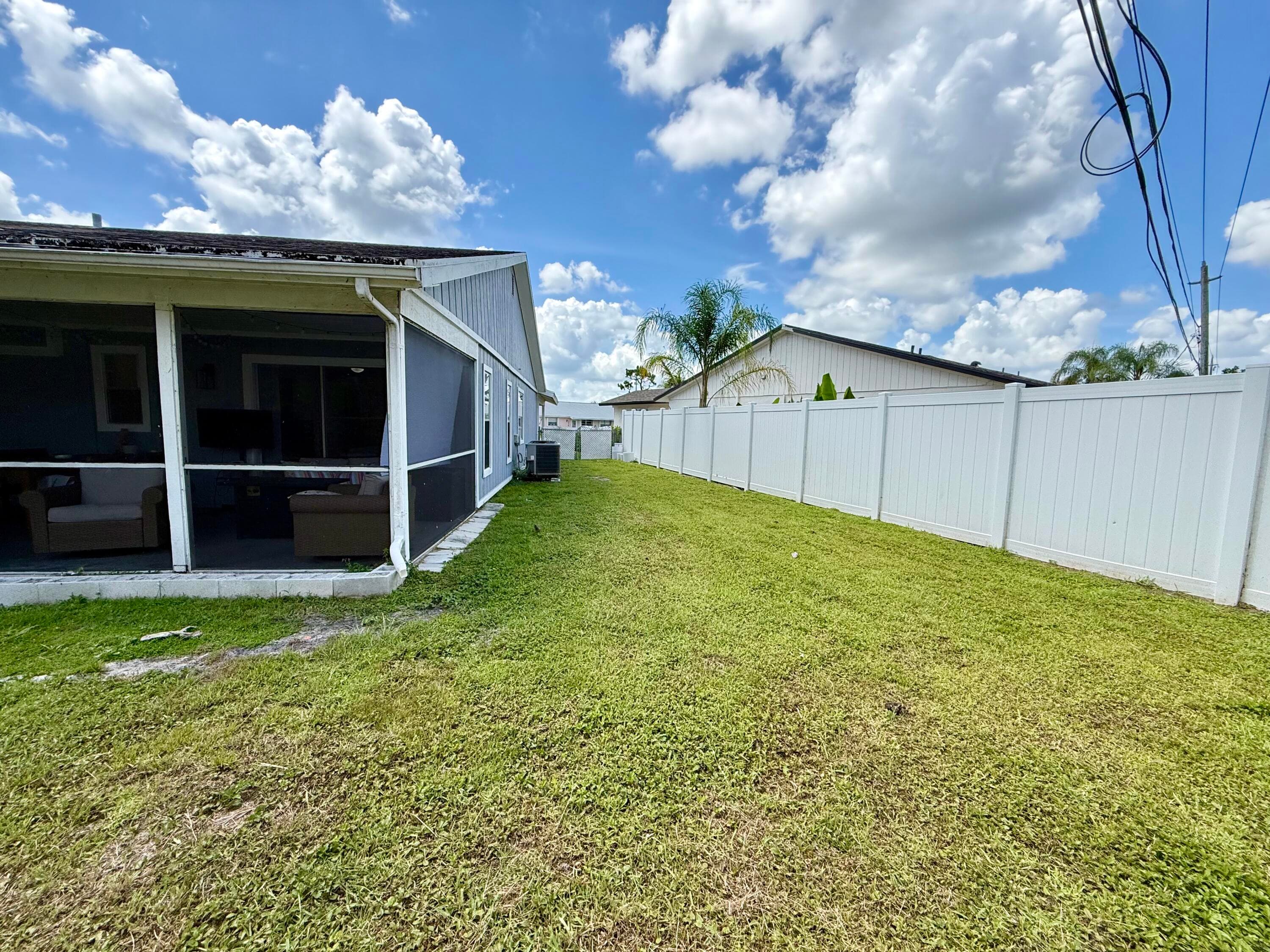 4441-4443 SE Village Road, Stuart, FL 34997 — photo 15 of 31